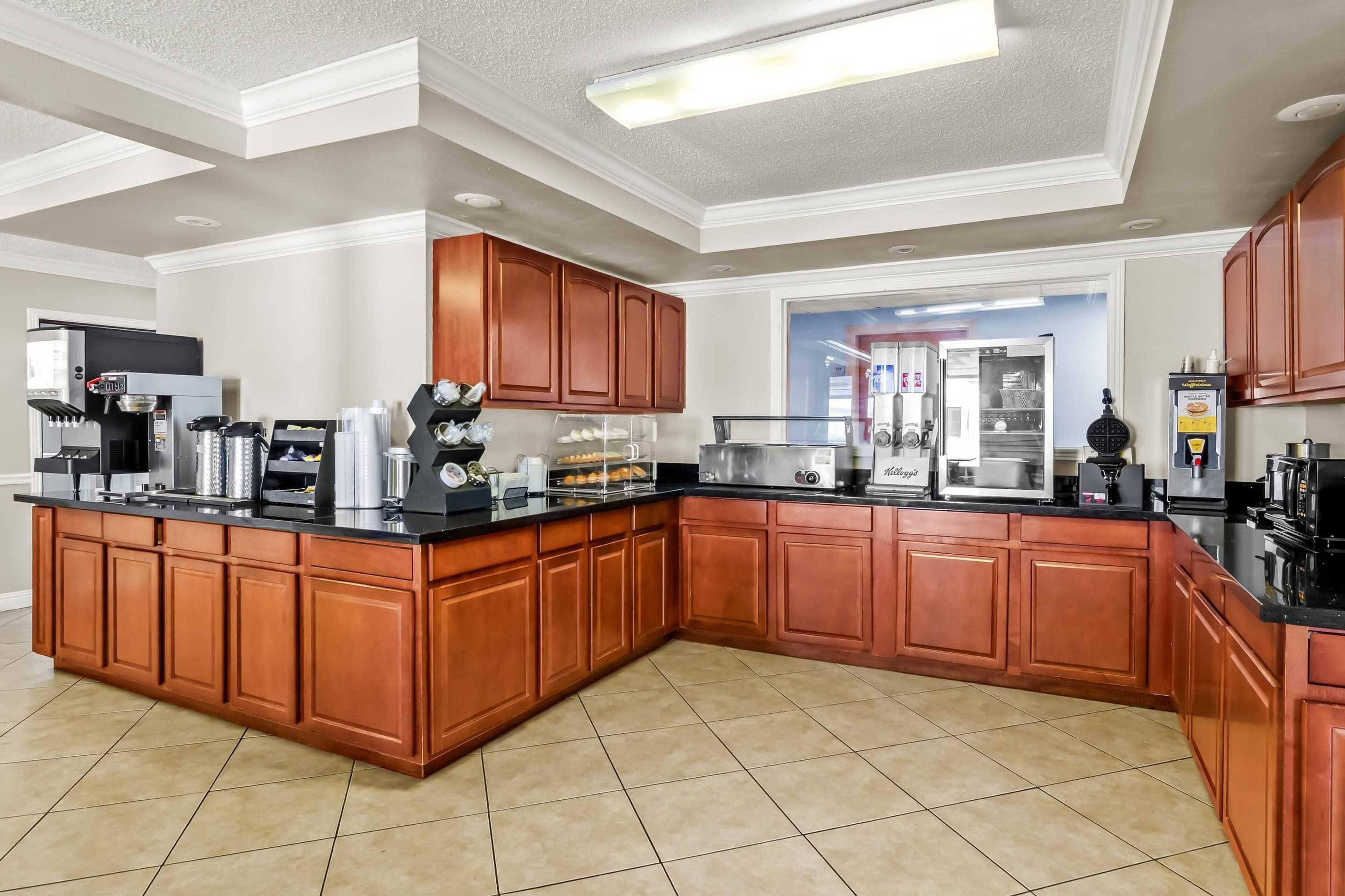 Gift card for Econo Lodge Mt Hope - Beckley North