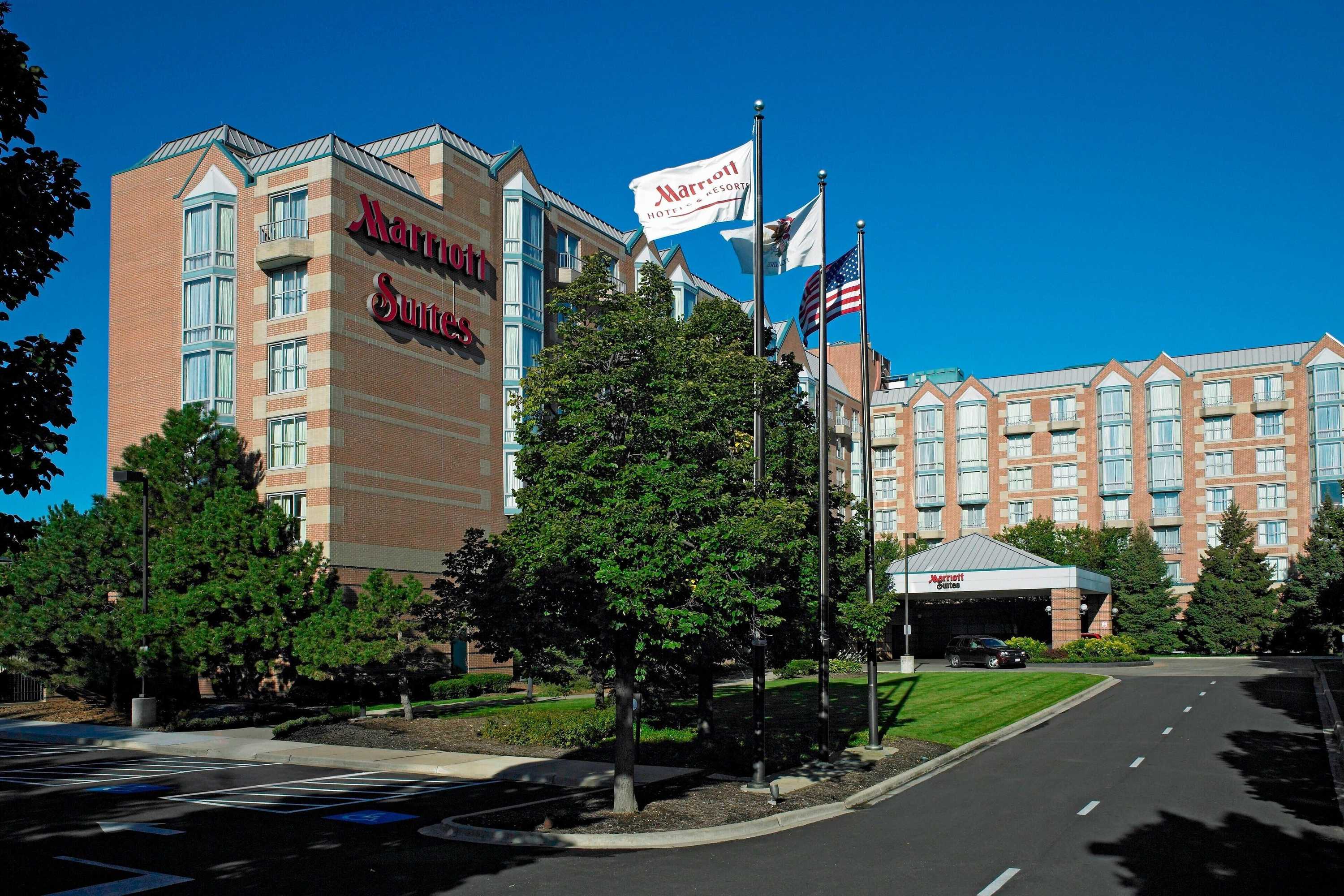 Gift card for Hampton Inn & Suites Downers Grove Chicago Gift card for Hampton Inn & Suites Downers Grove Chicago