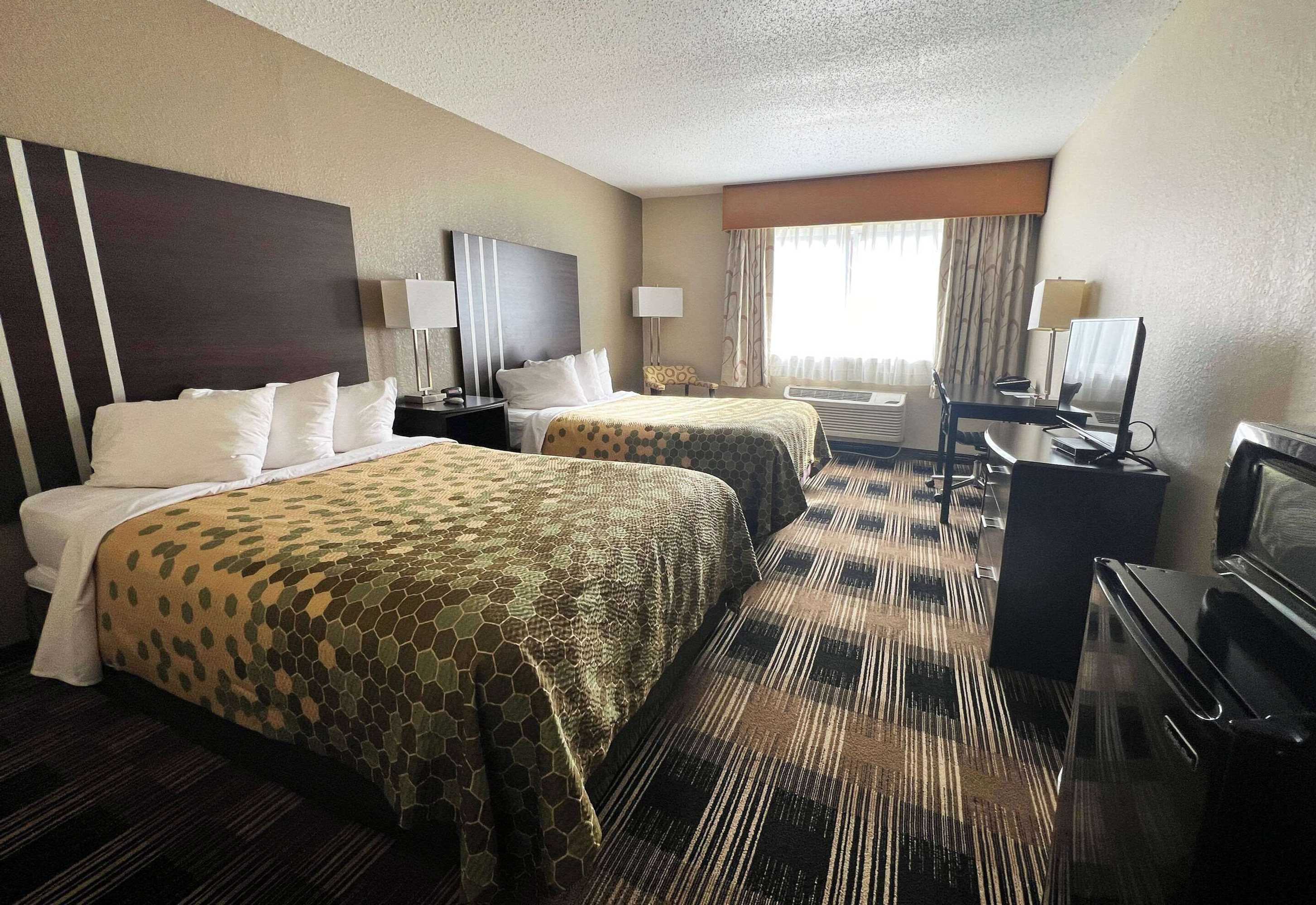 Gift card for Econo Lodge Wausau - Rothschild Gift card for Econo Lodge Wausau - Rothschild