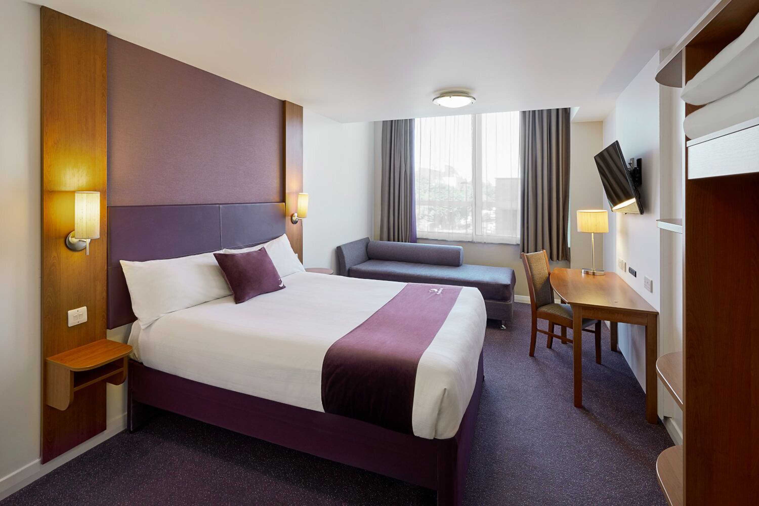 Gift card for Premier Inn Preston South Craven Drive Gift card for Premier Inn Preston South Craven Drive
