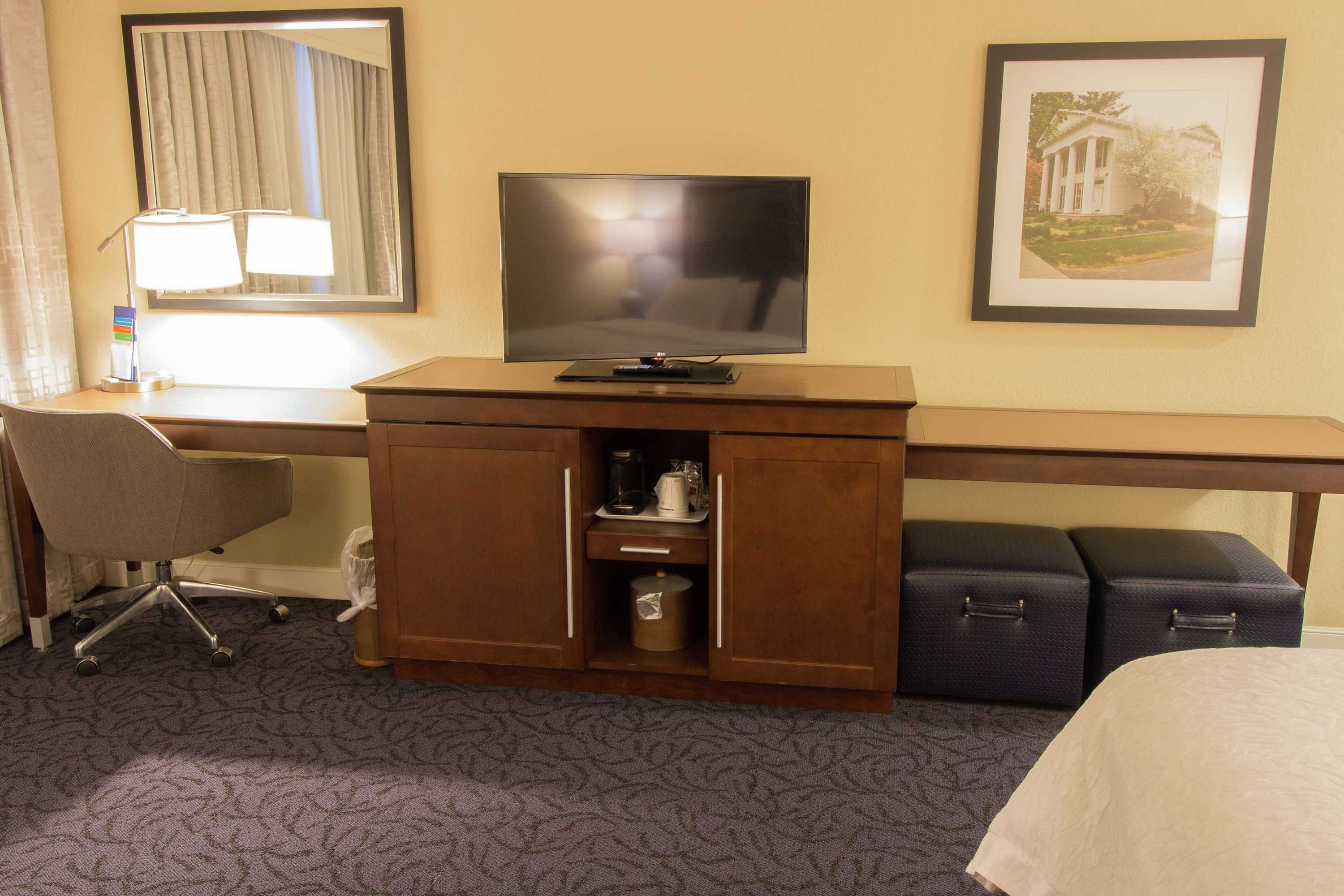 Gift card for Hampton Inn & Suites Cazenovia Gift card for Hampton Inn & Suites Cazenovia