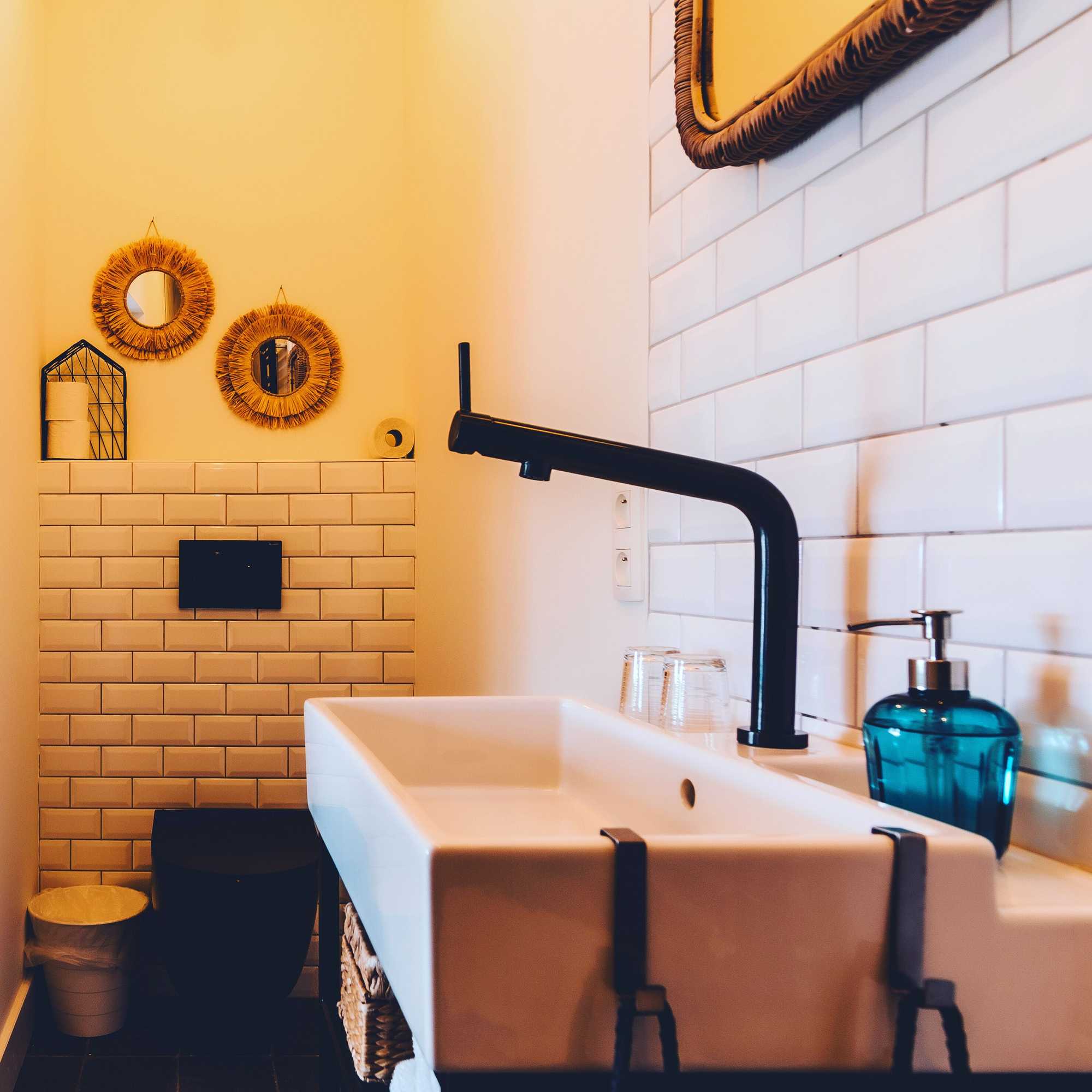 Gift card for Au Nom De Dieu