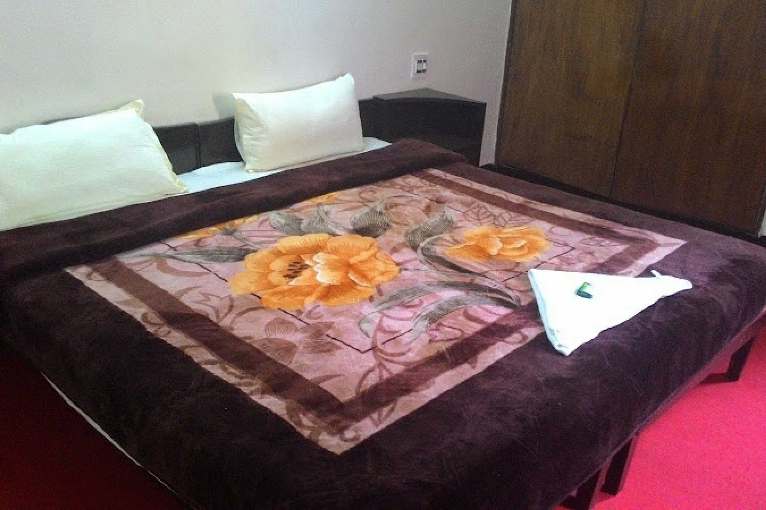 Gift card for Guesthouser 3 Bhk Cottage 11bf Gift card for Guesthouser 3 Bhk Cottage 11bf