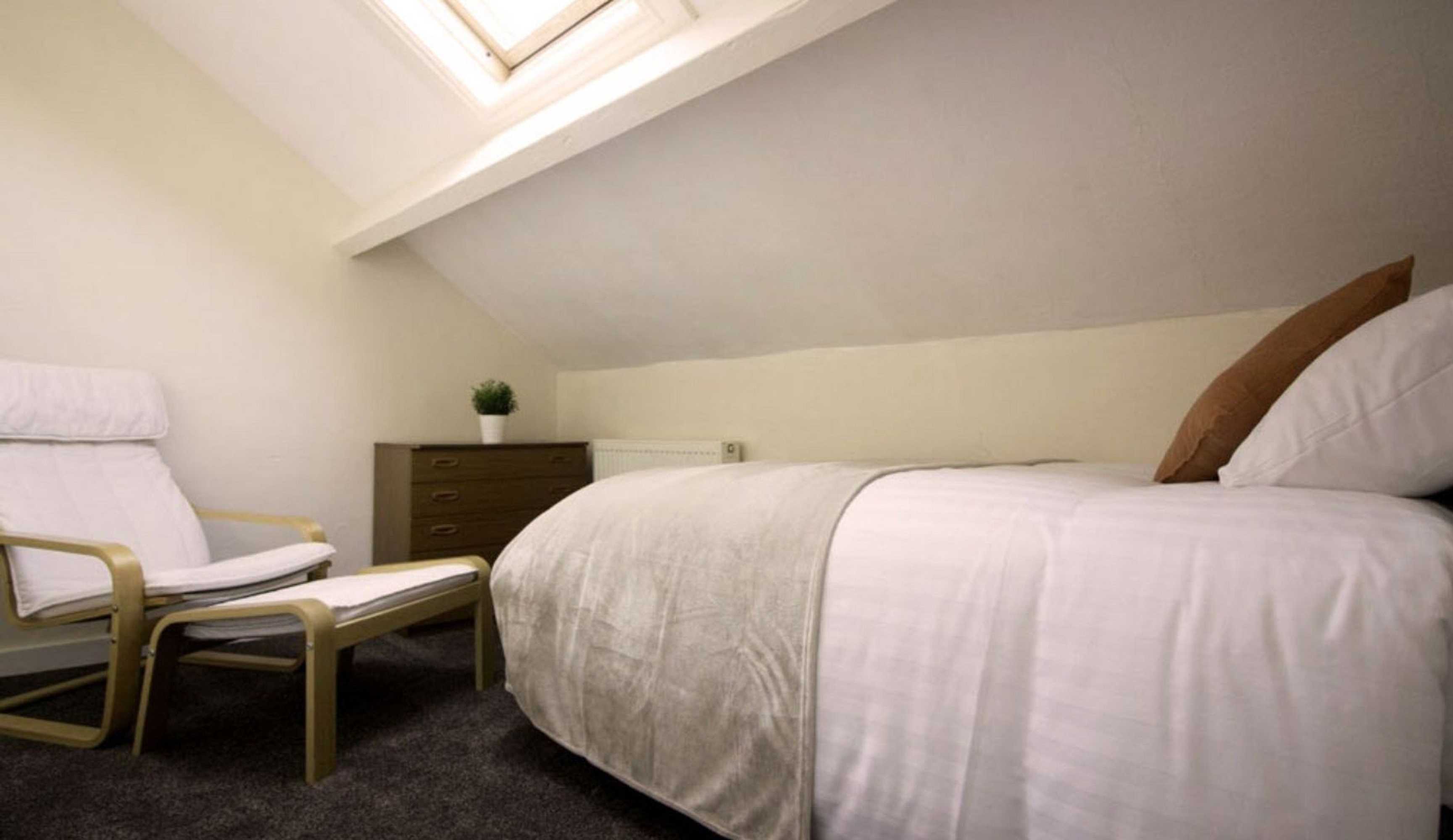 Gift card for Roomtel - Brook House