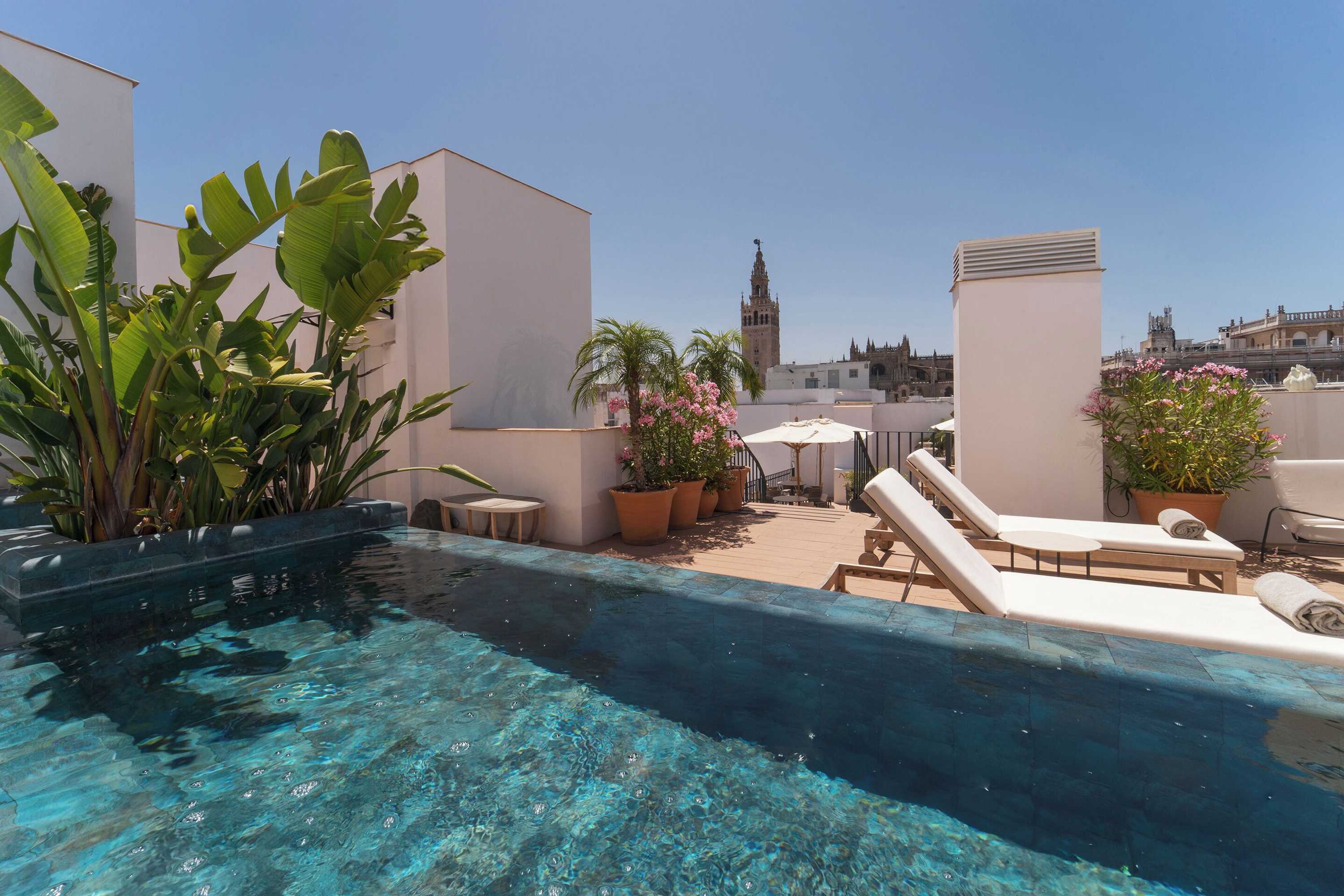 Gift card for Mercer Plaza Sevilla 5 GL Gift card for Mercer Plaza Sevilla 5 GL