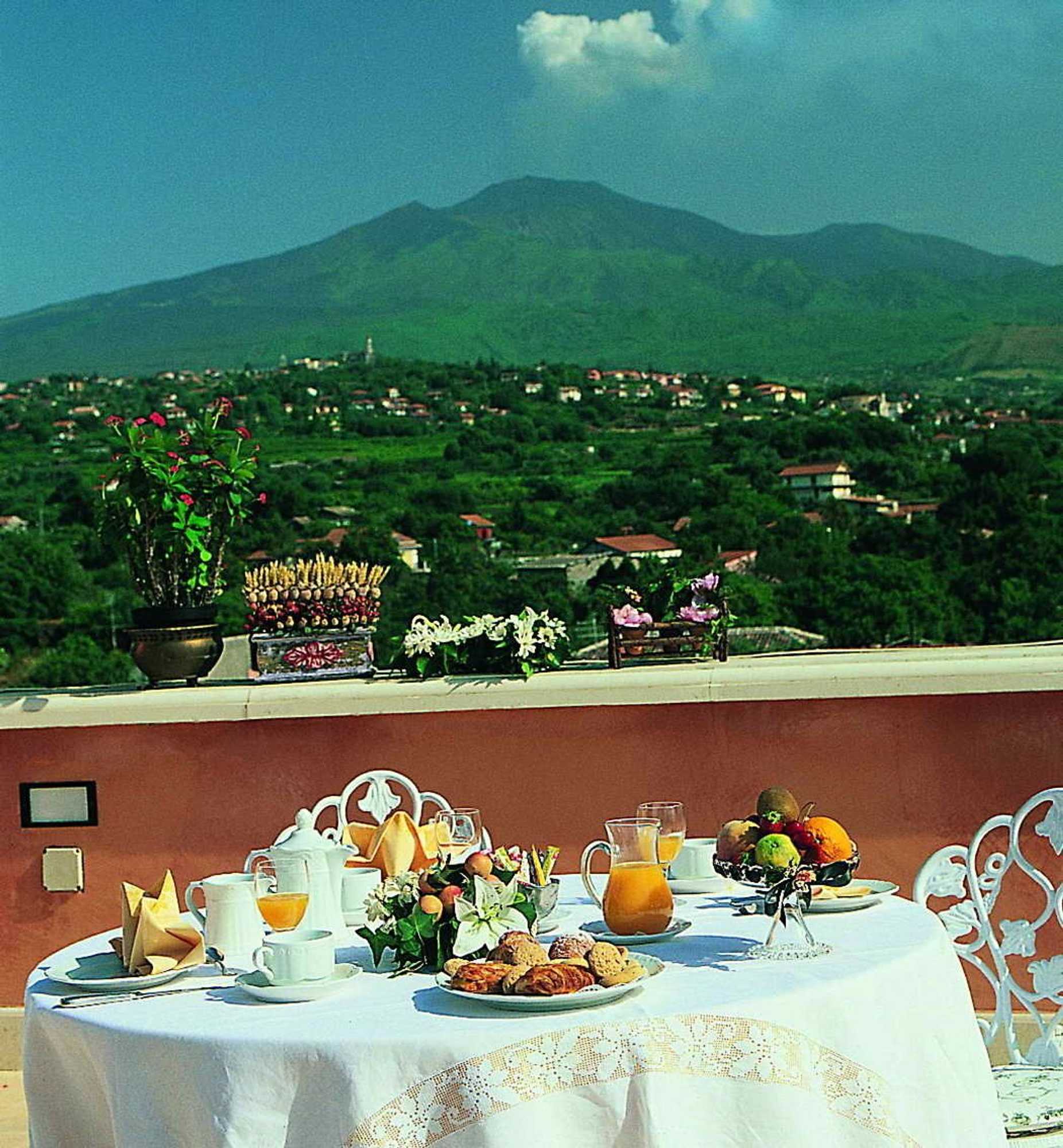 Gift card for Hotel Villa Paradiso Dell'etna Gift card for Hotel Villa Paradiso Dell'etna
