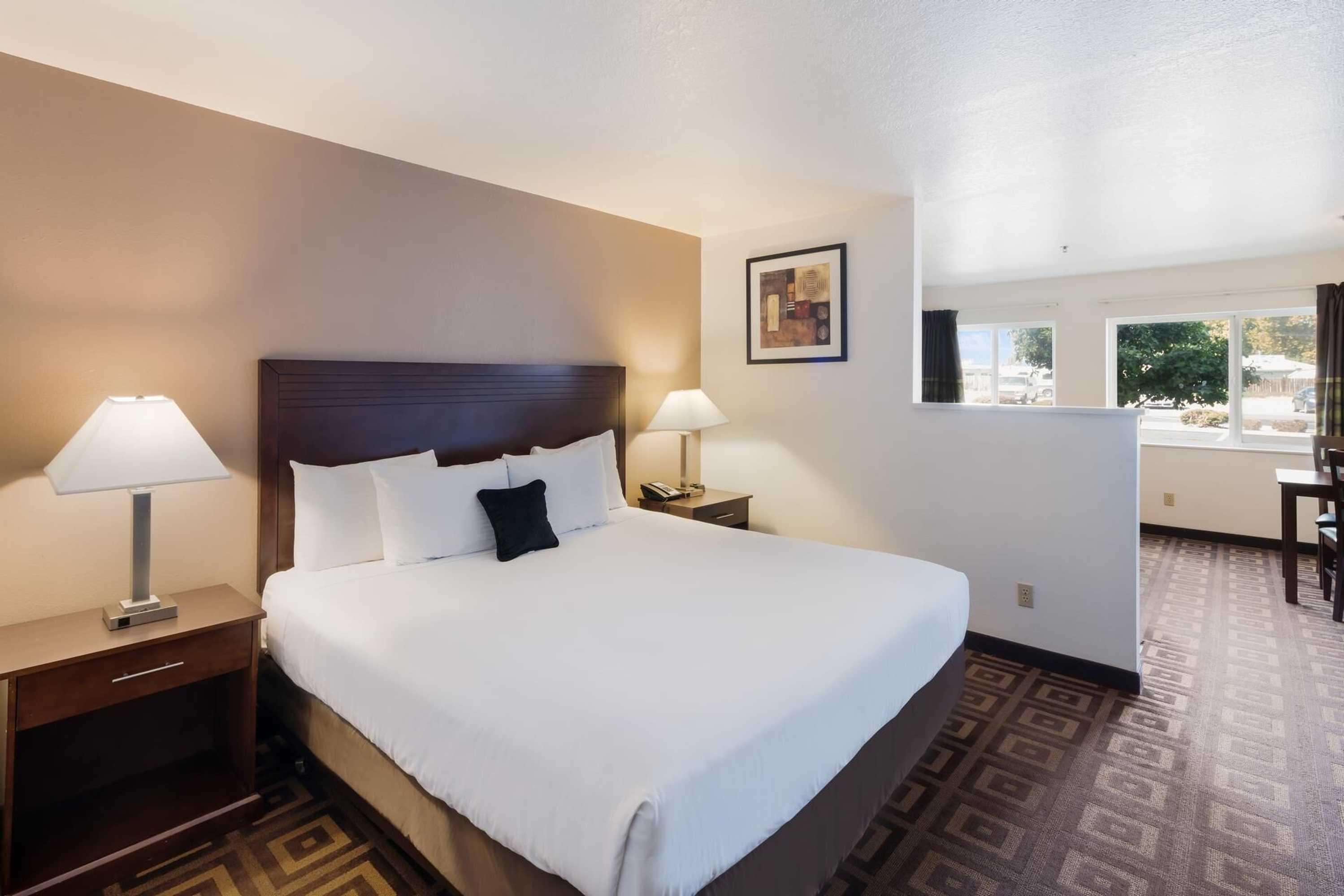 Gift card for Red Lion Inn & Suites Kennewick Tri-Cities Gift card for Red Lion Inn & Suites Kennewick Tri-Cities