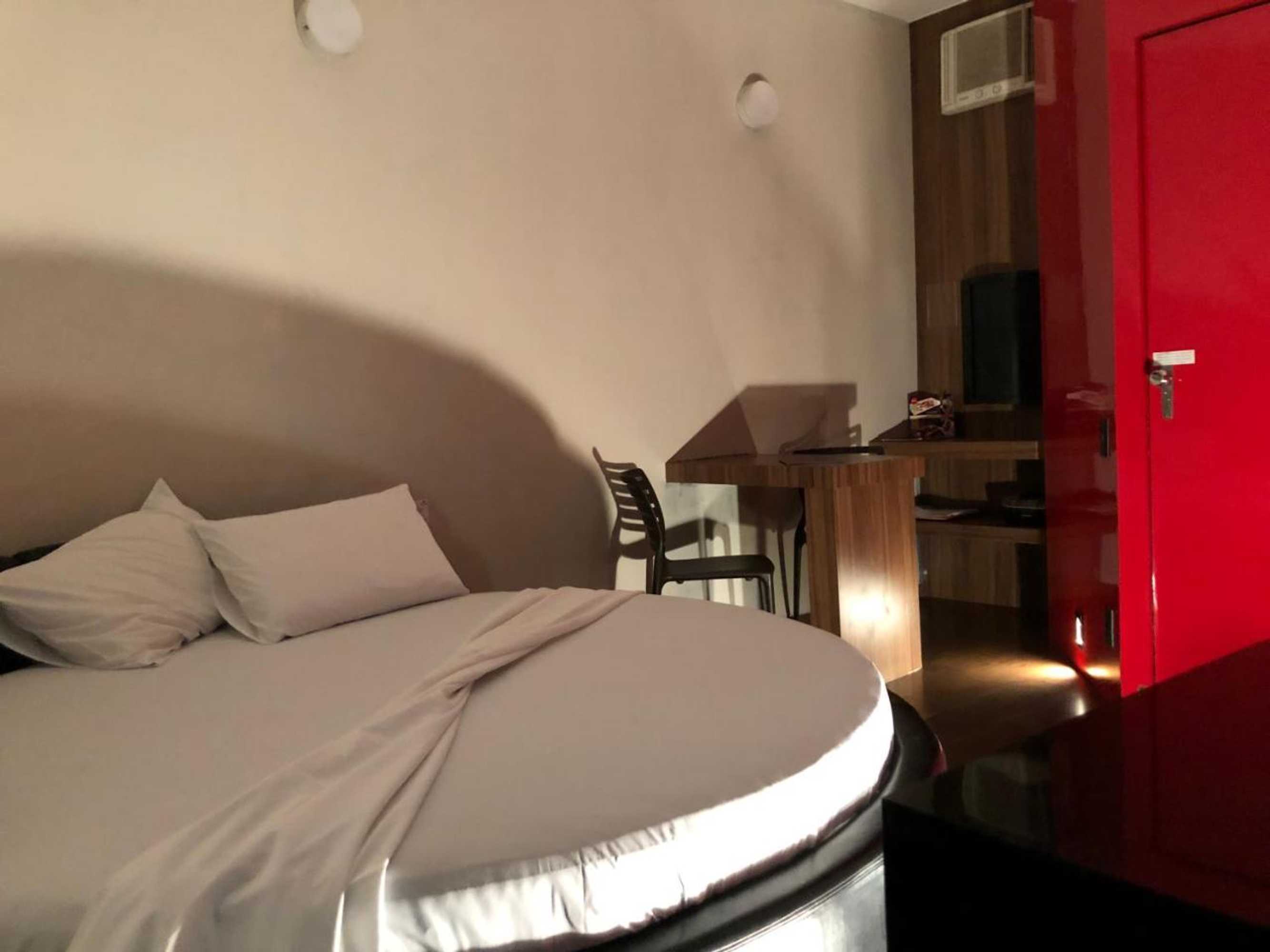 Gift card for Snob Motel (adult Only)