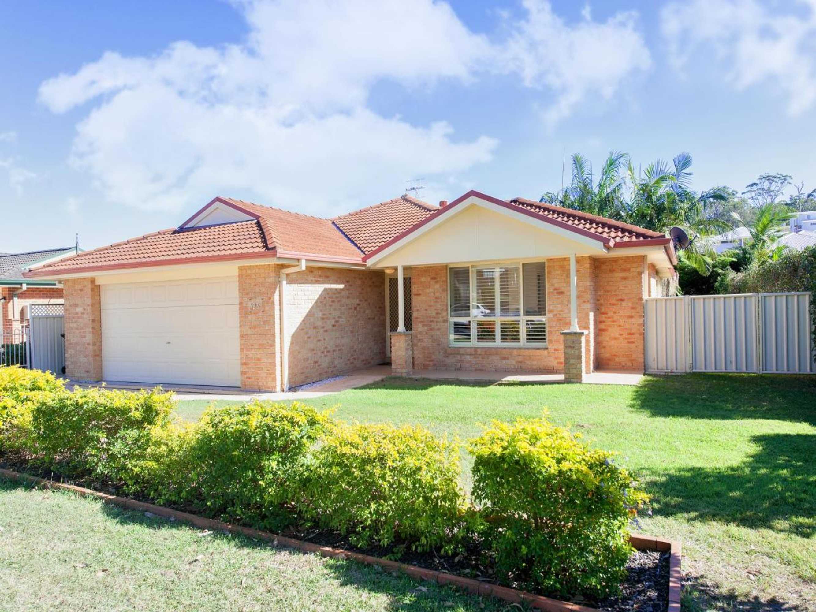 Gift card for Pawprints, 123 Bagnalls Beach Road