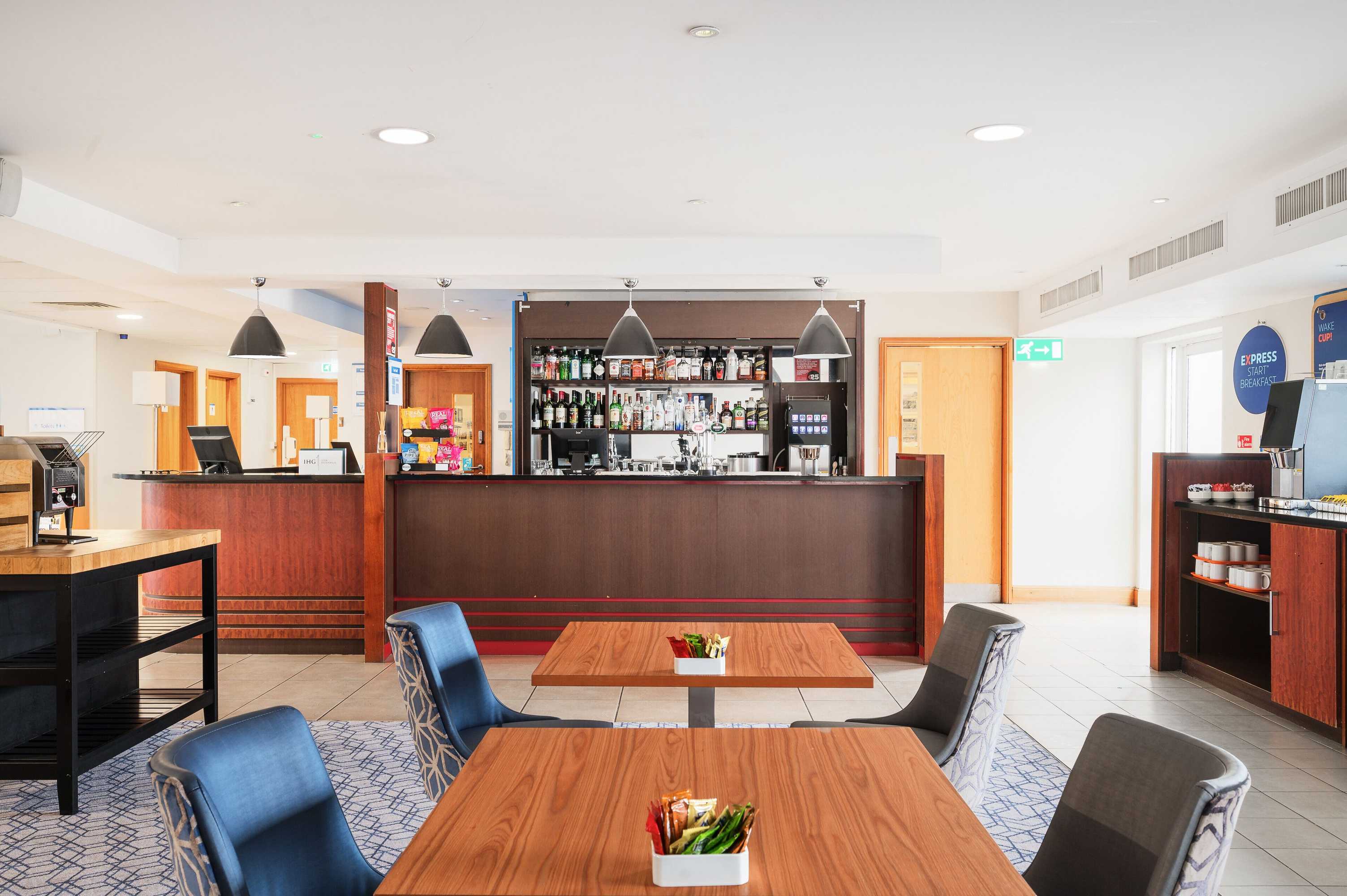 Gift card for Holiday Inn Express Shrewsbury by Ihg Gift card for Holiday Inn Express Shrewsbury by Ihg