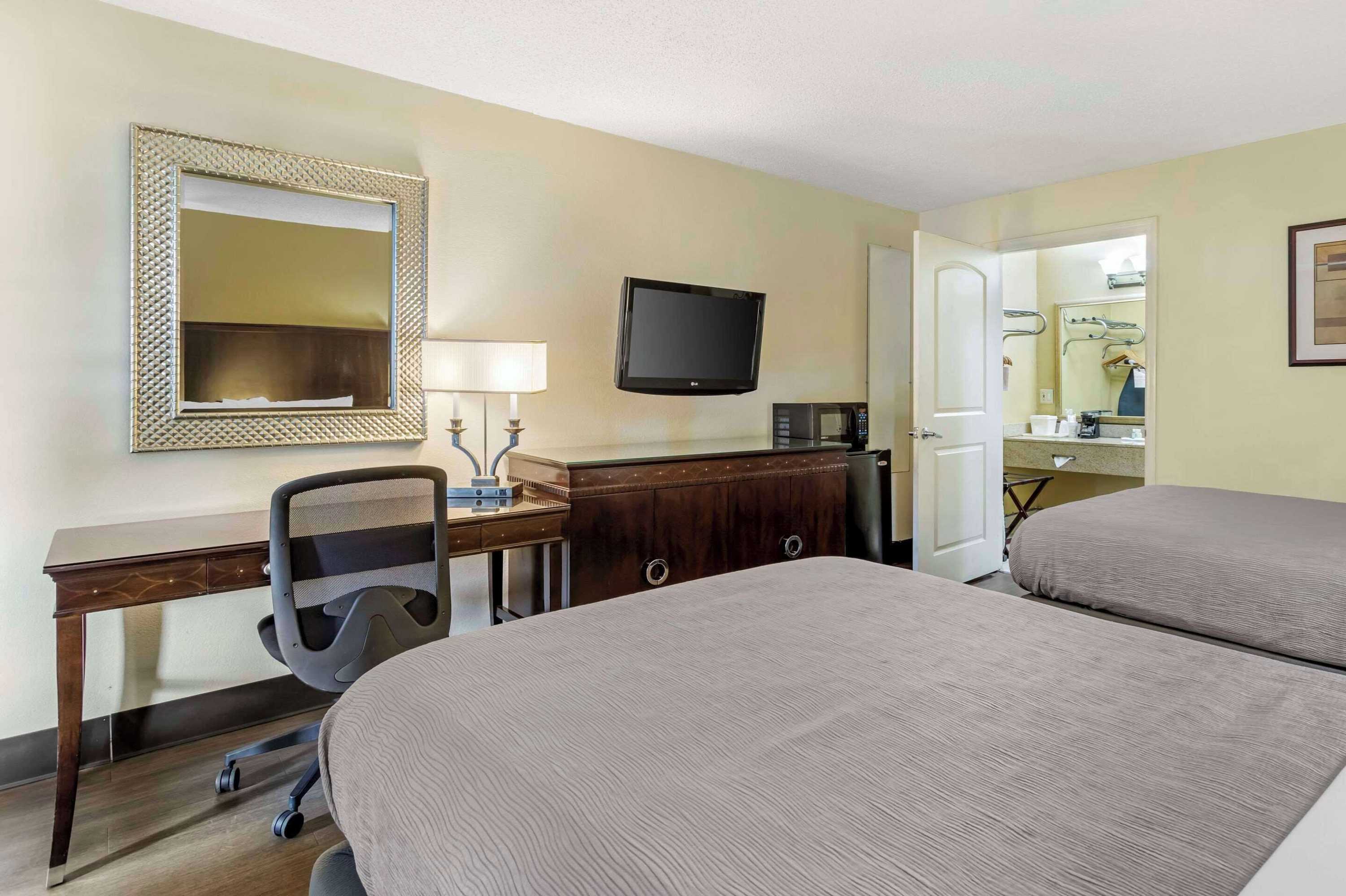 Gift card for Quality Inn Alachua - Gainesville Area Gift card for Quality Inn Alachua - Gainesville Area