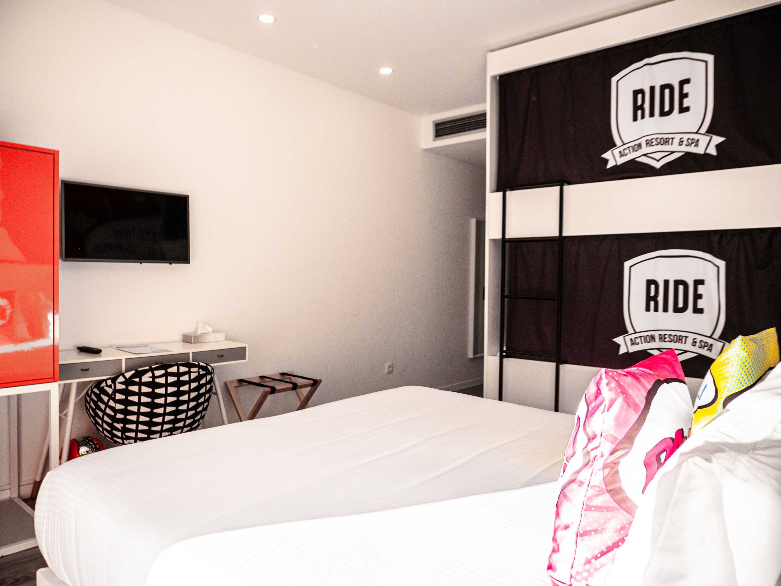 Gift card for Ride Surf Resort & Spa Peniche Gift card for Ride Surf Resort & Spa Peniche