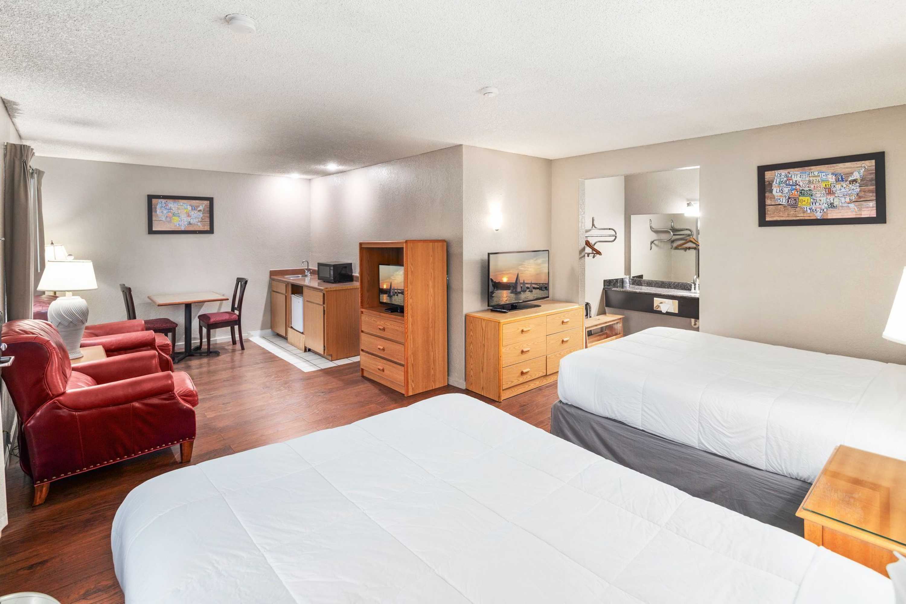 Gift card for Inn at Lake Washington By Oyo I-405 Gift card for Inn at Lake Washington By Oyo I-405