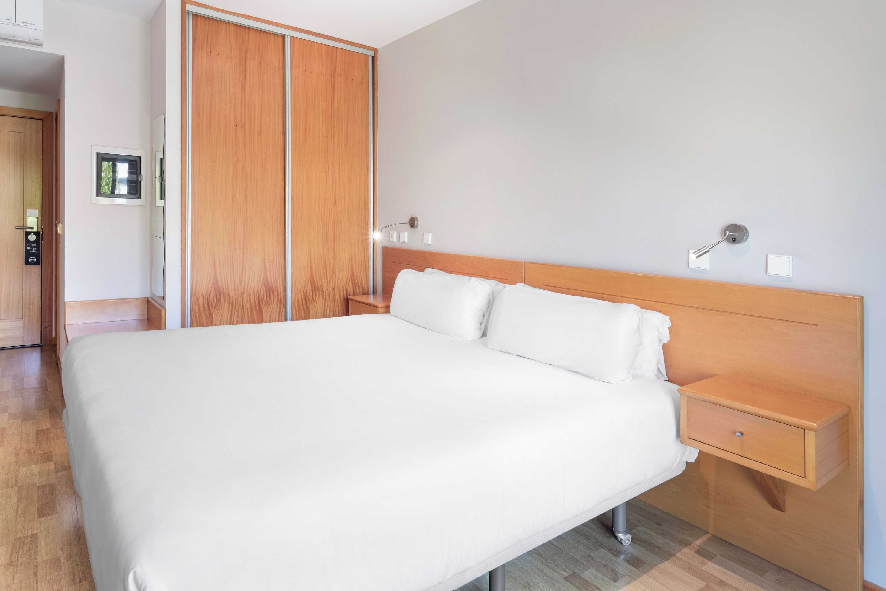 Gift card for B&b Hotel Braga Lamacaes Gift card for B&b Hotel Braga Lamacaes