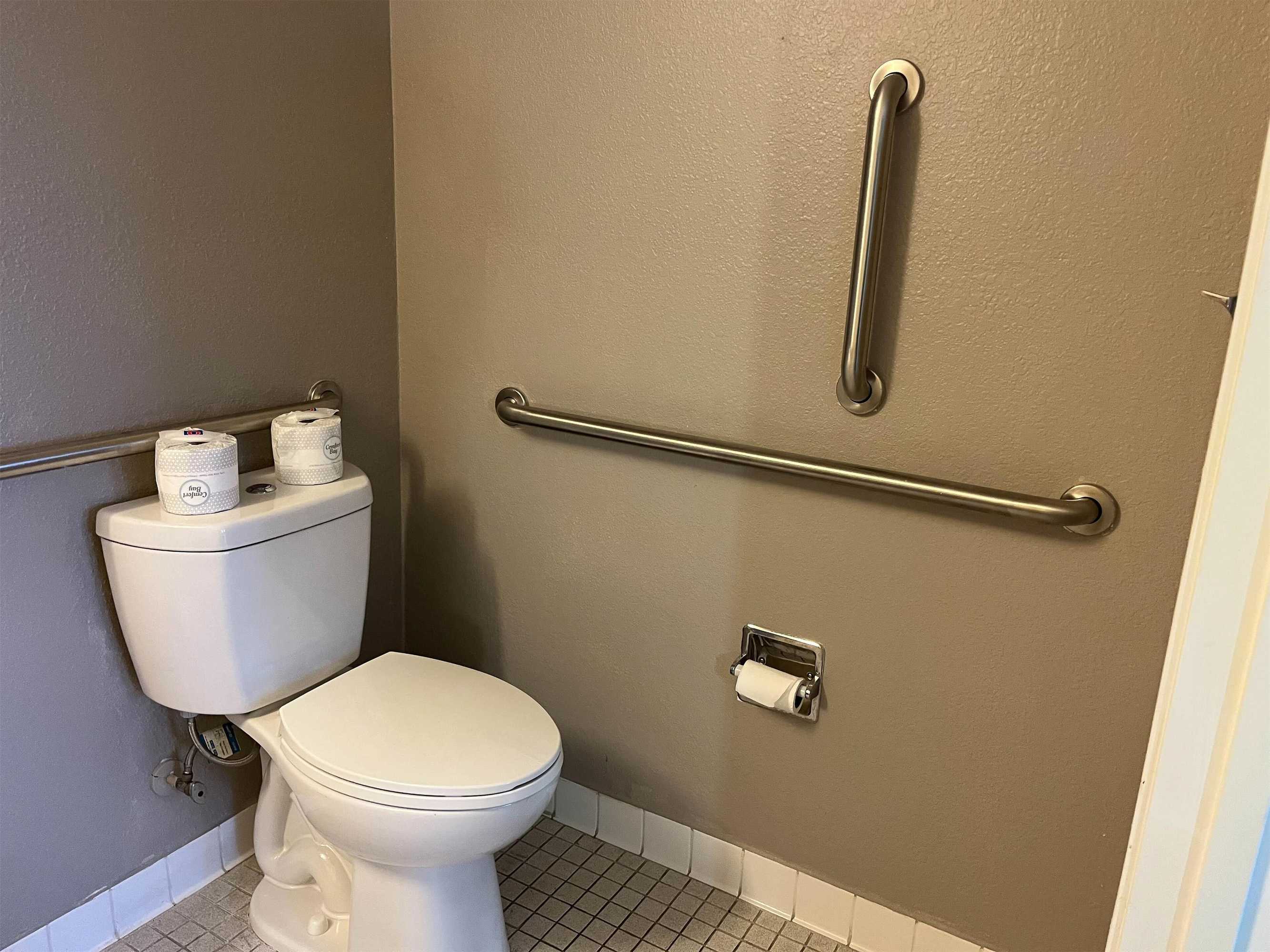 Gift card for Motel 6 Elkton, MD