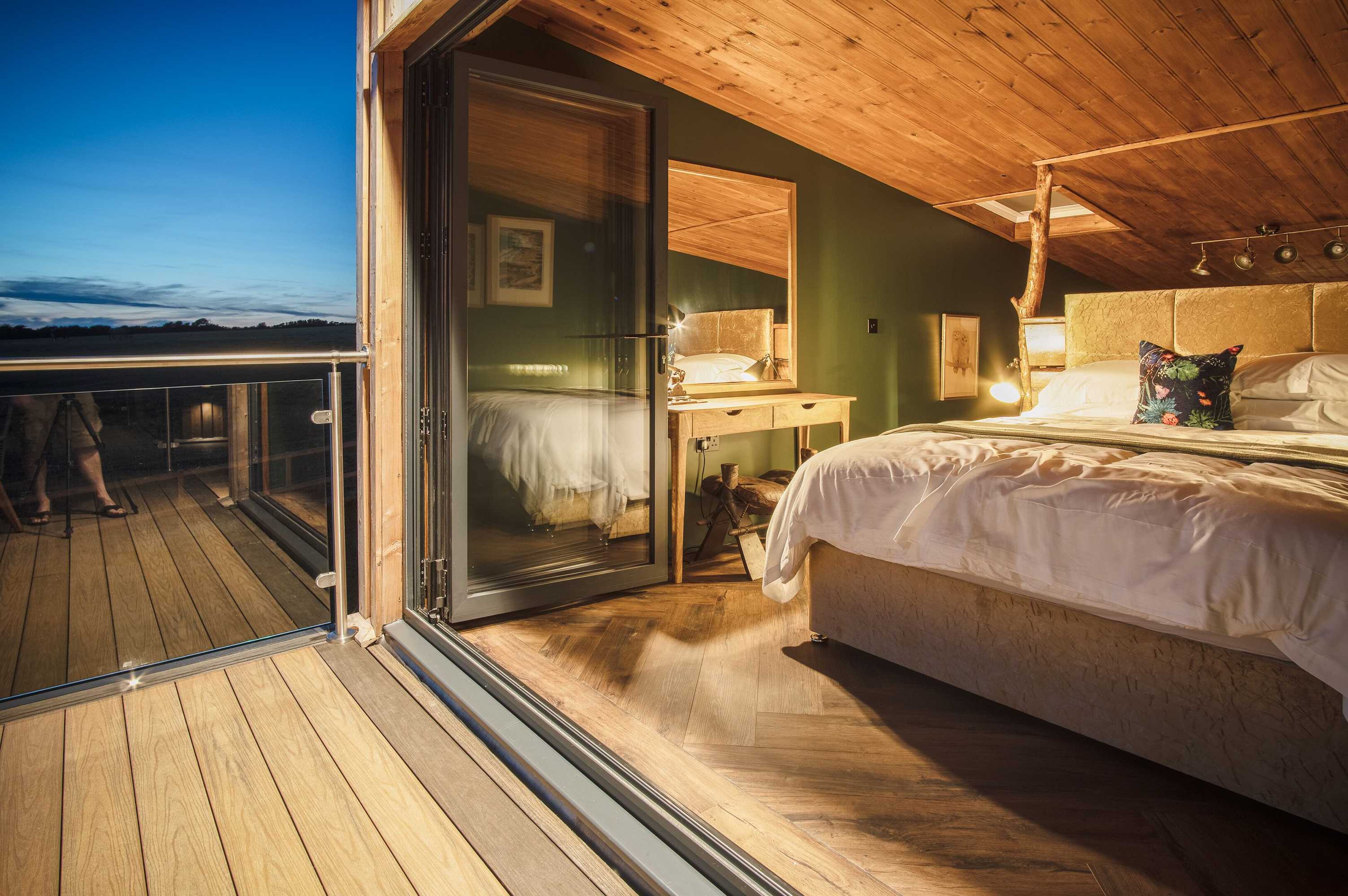 Gift card for Tawny Lodge - 1 Bedroom - Blossom Farm Gift card for Tawny Lodge - 1 Bedroom - Blossom Farm