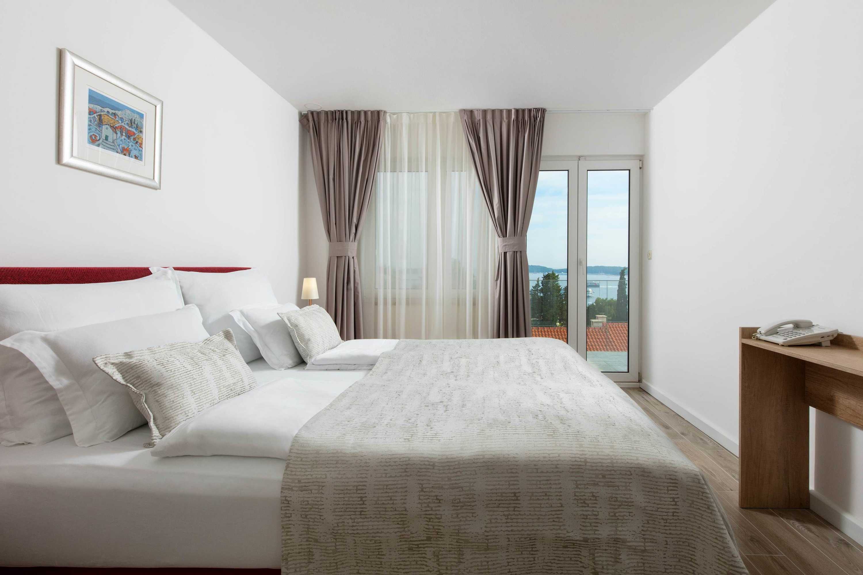Gift card for Aparthotel Pharia Gift card for Aparthotel Pharia