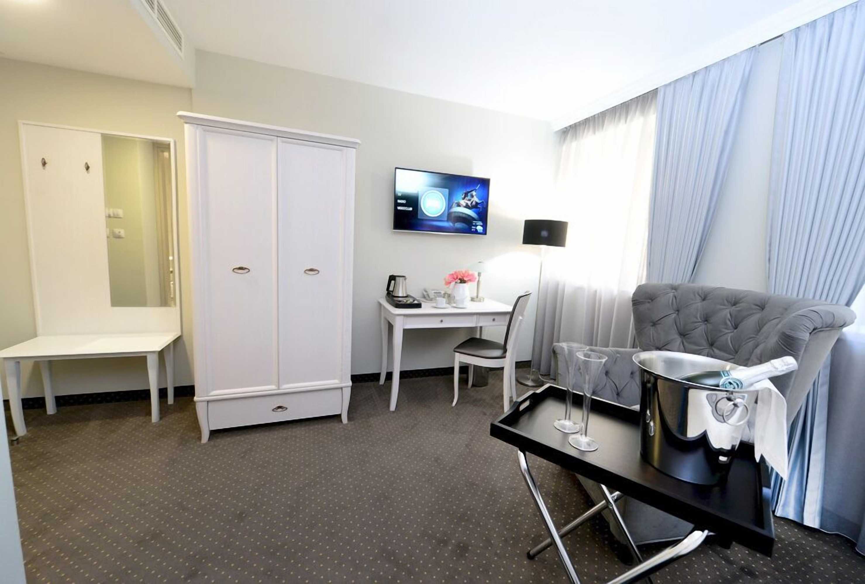 Gift card for Hotel Alexandar Square Boutique Gift card for Hotel Alexandar Square Boutique