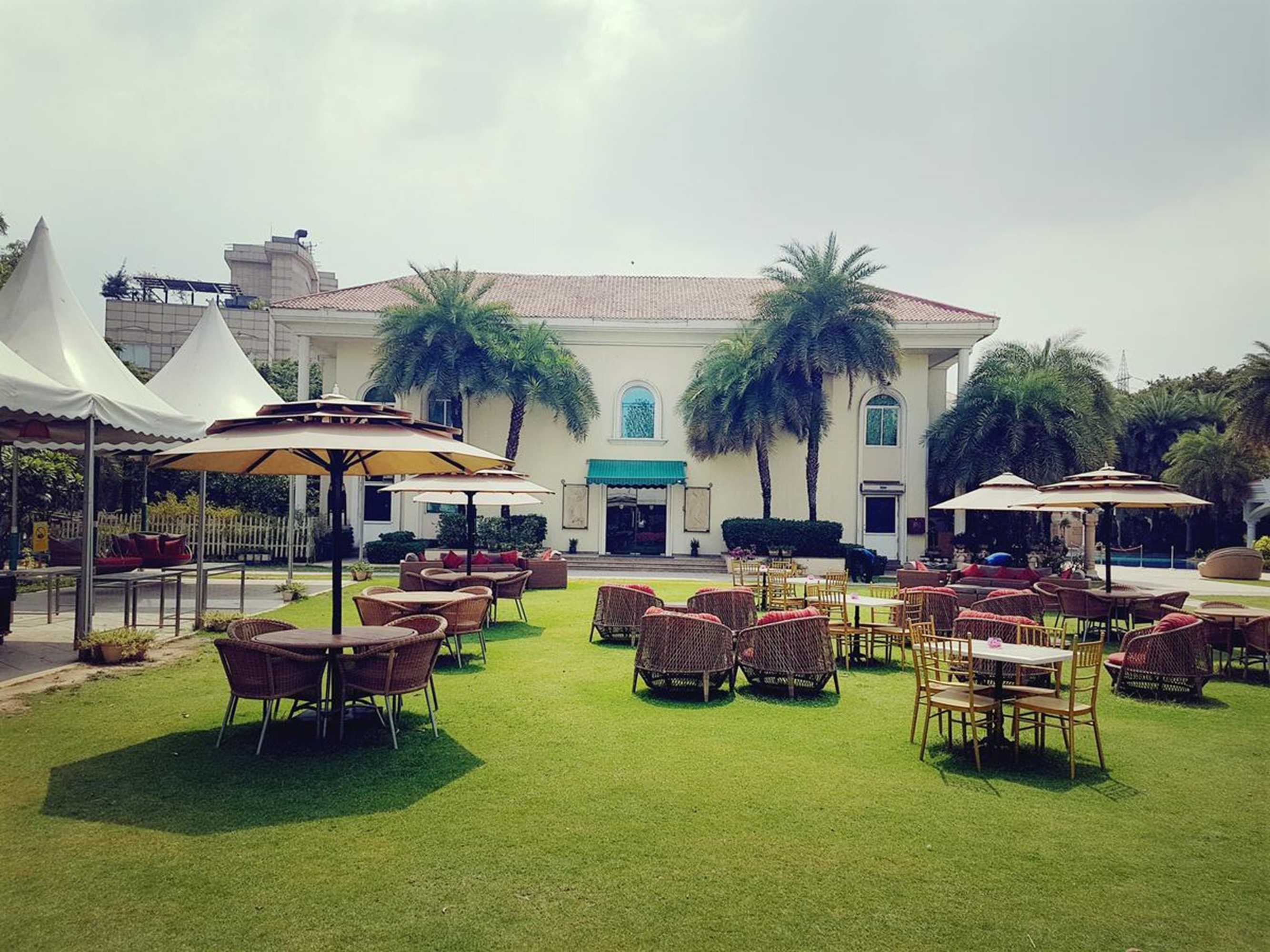 Gift card for The Palms - Town & Country Club Gift card for The Palms - Town & Country Club