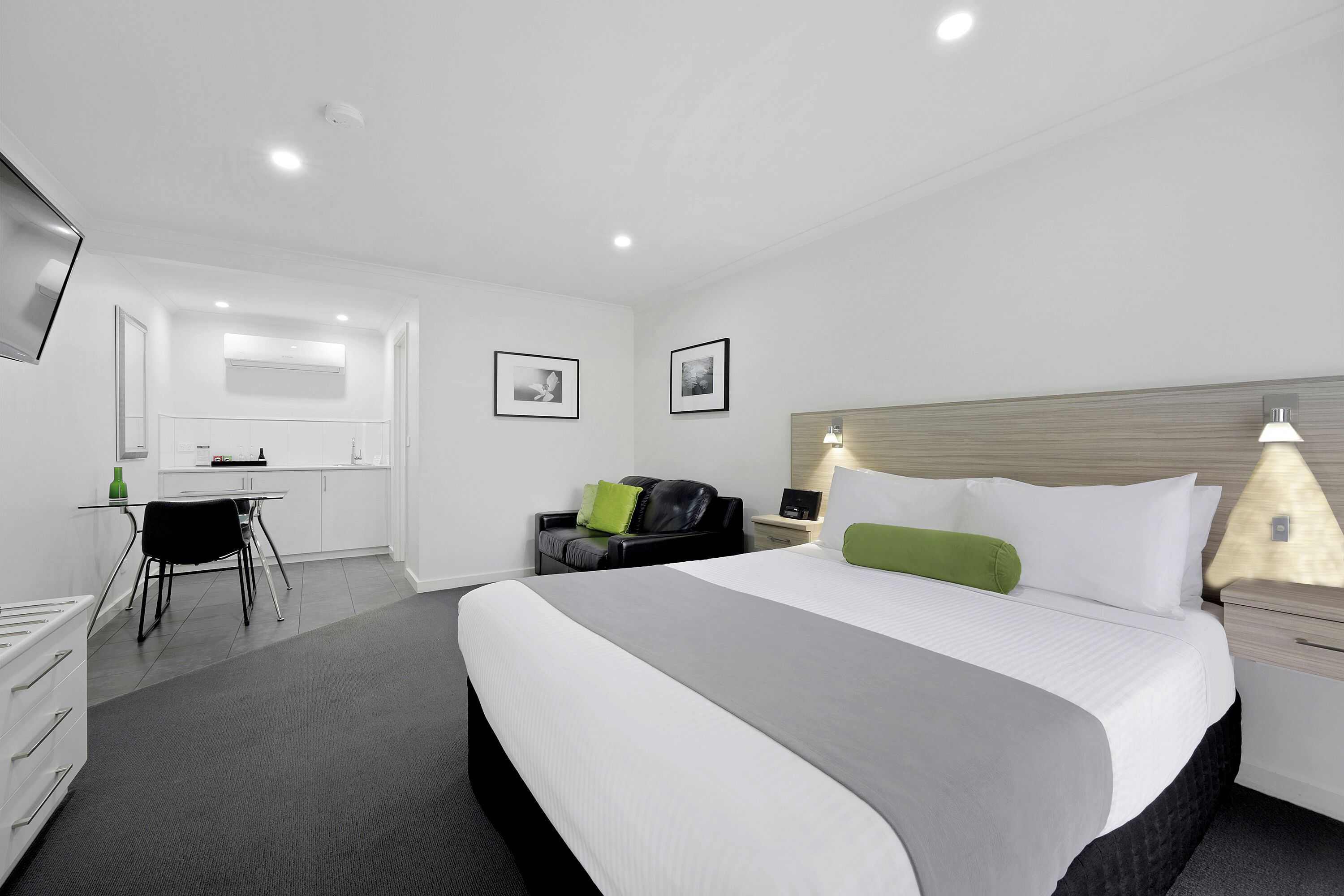 Gift card for Hamilton Lonsdale Motel Gift card for Hamilton Lonsdale Motel