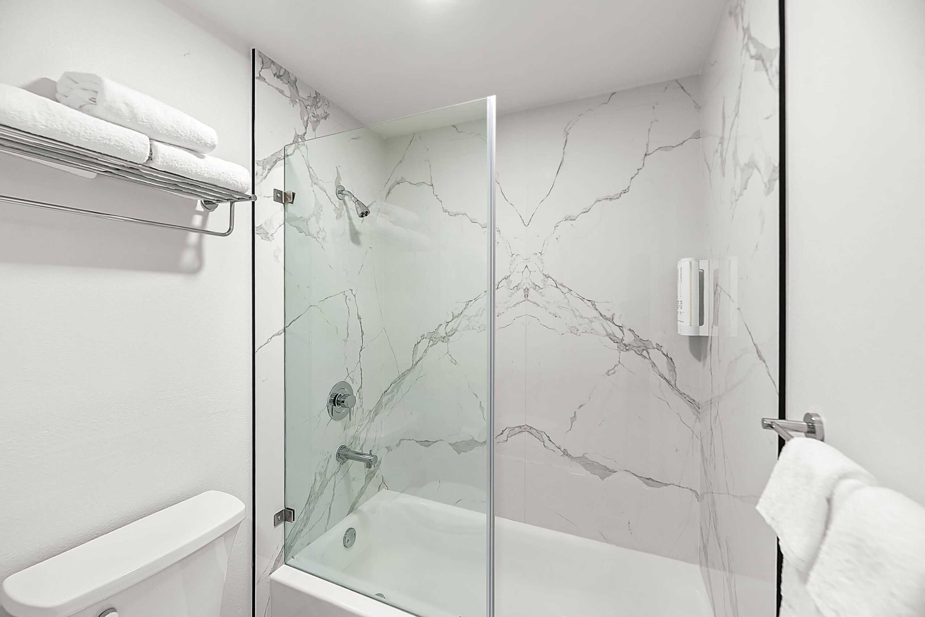 Gift card for Clarion Pointe