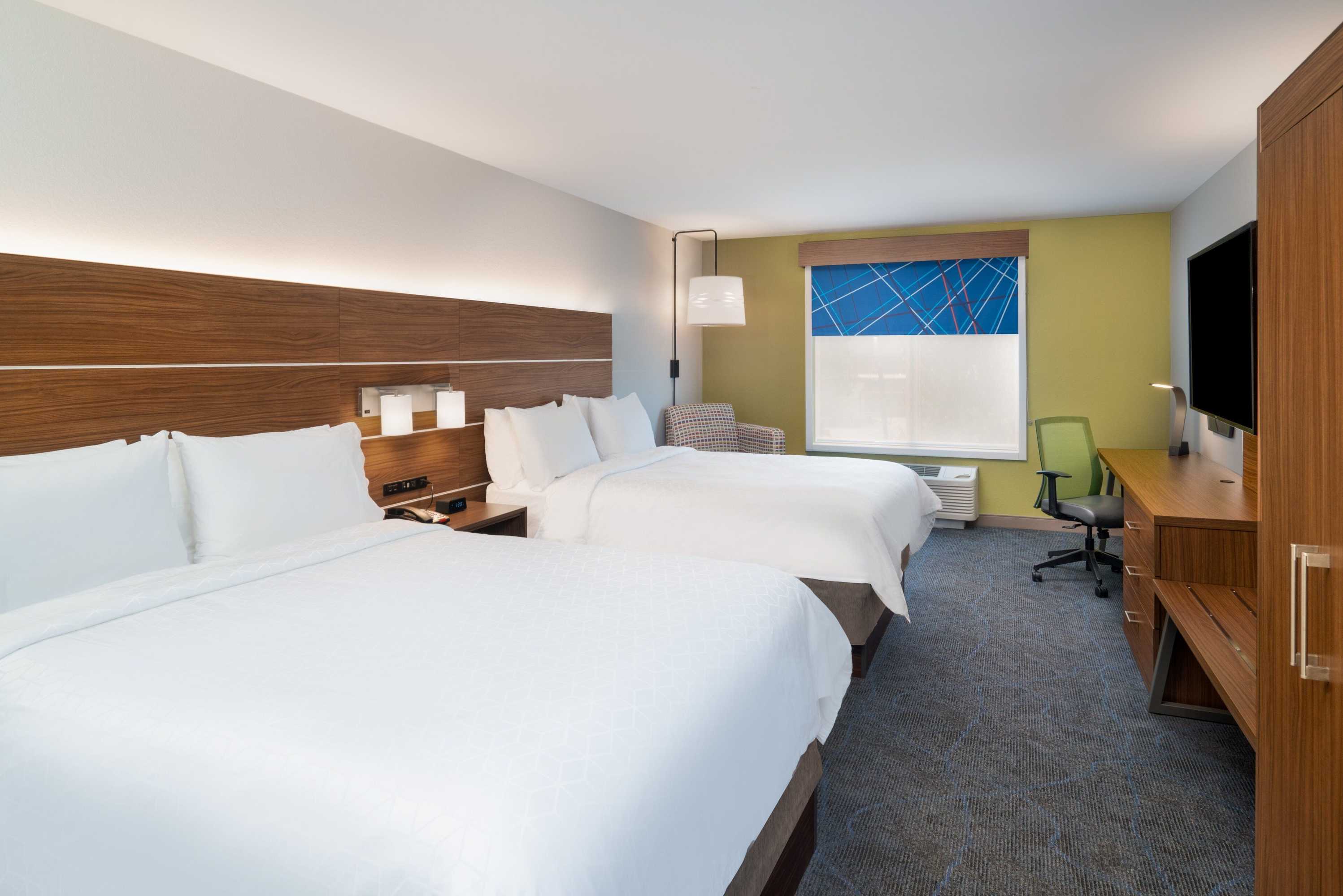 Gift card for Holiday Inn Express & Suites Dahlonega by Ihg Gift card for Holiday Inn Express & Suites Dahlonega by Ihg