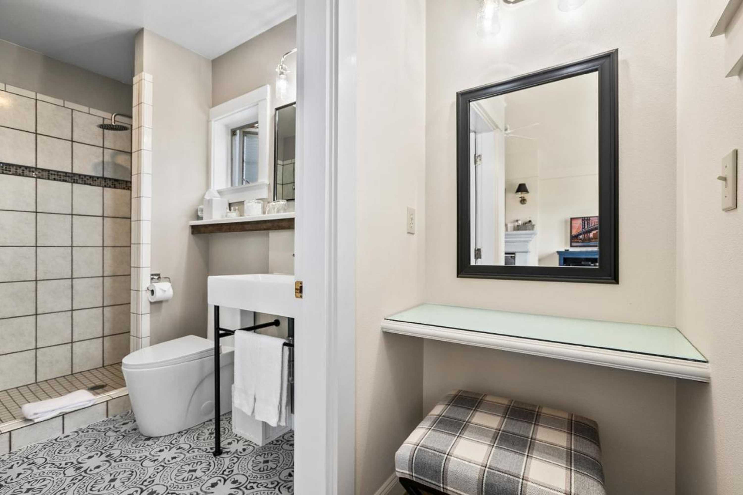 Gift card for Saratoga Inn