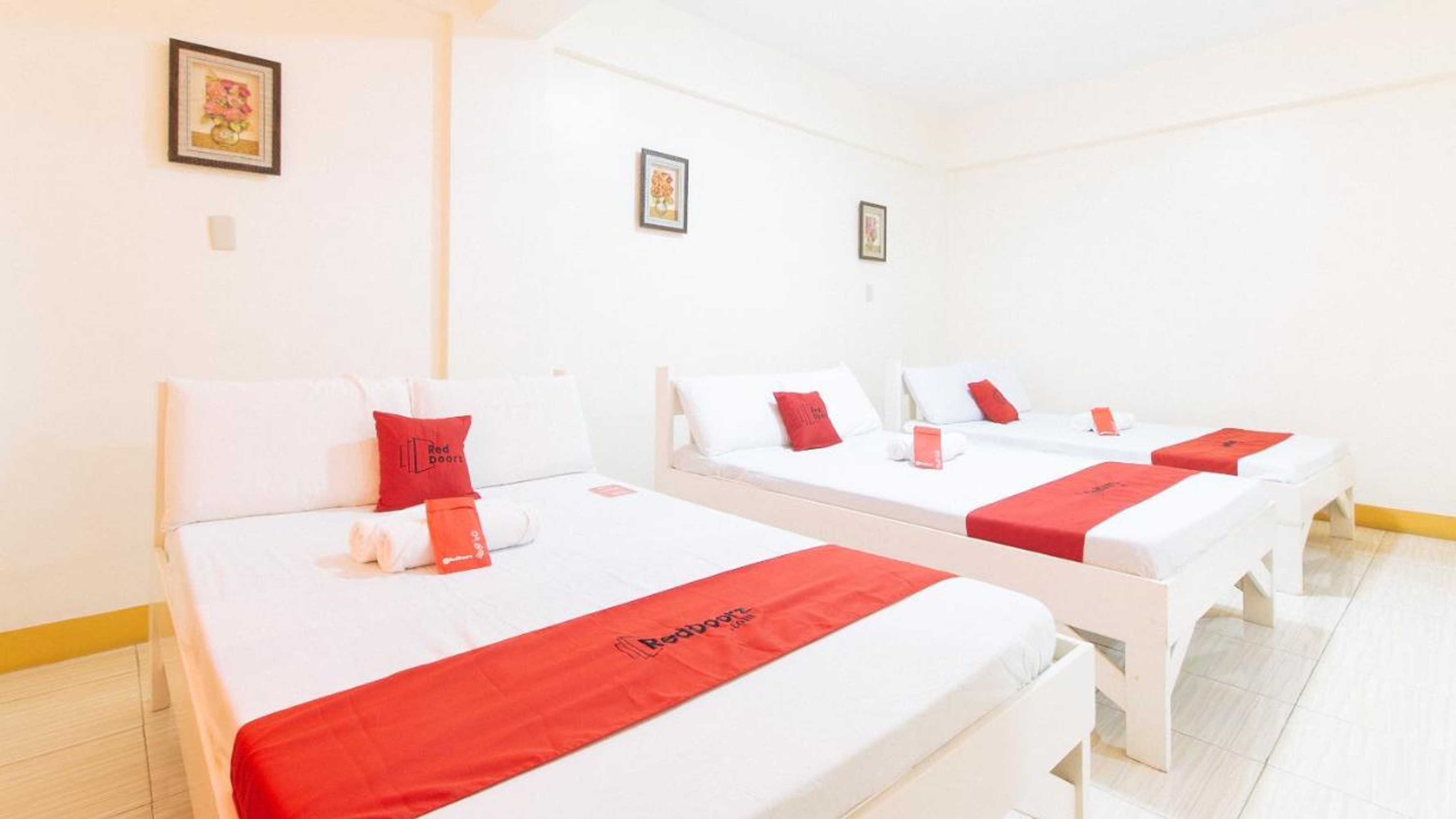 Gift card for Reddoorz @ Golden Skye Hotel Guagua