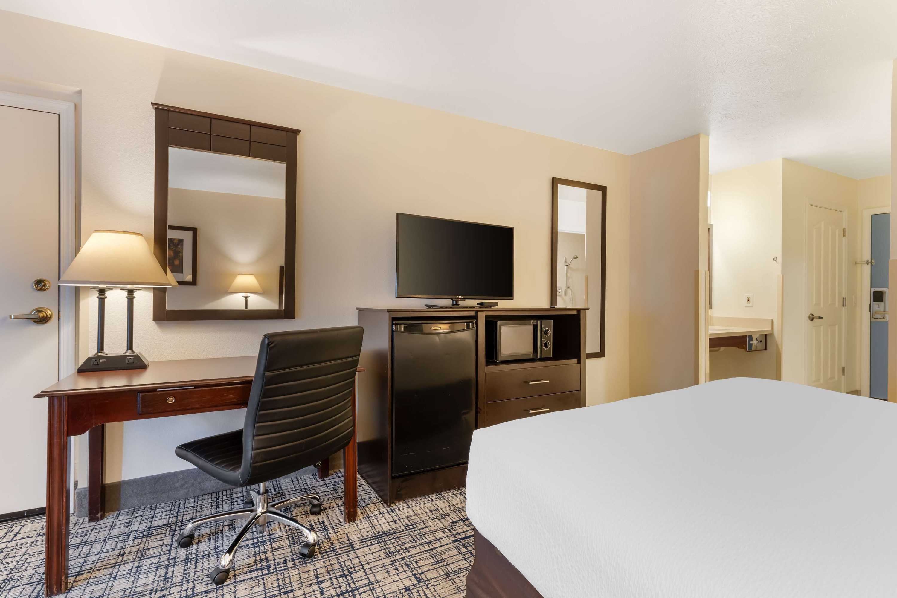 Gift card for Best Western Visalia Hotel Gift card for Best Western Visalia Hotel
