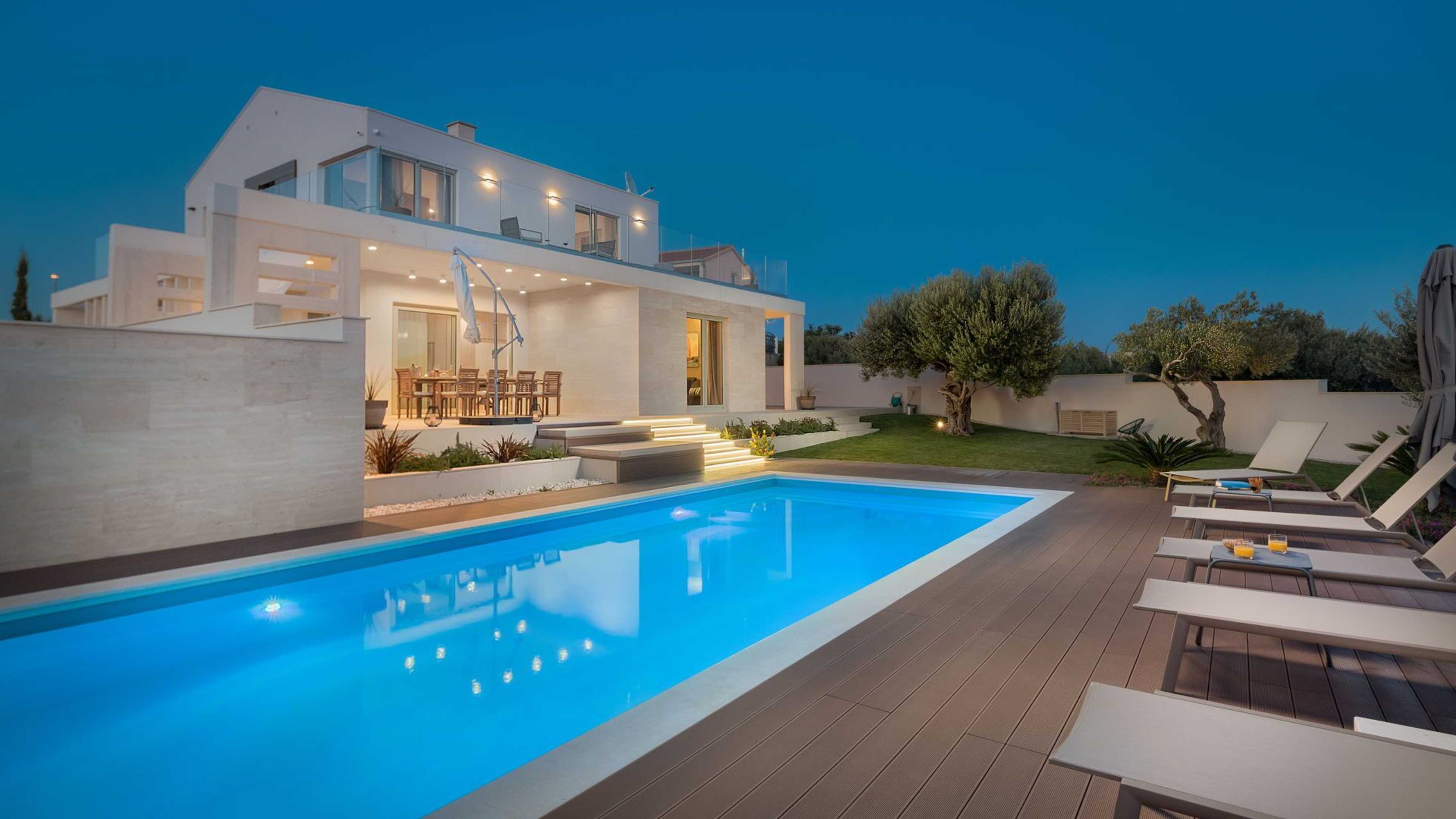 Gift card for Luxury Villa Cinderella With Swimming Pool Gift card for Luxury Villa Cinderella With Swimming Pool