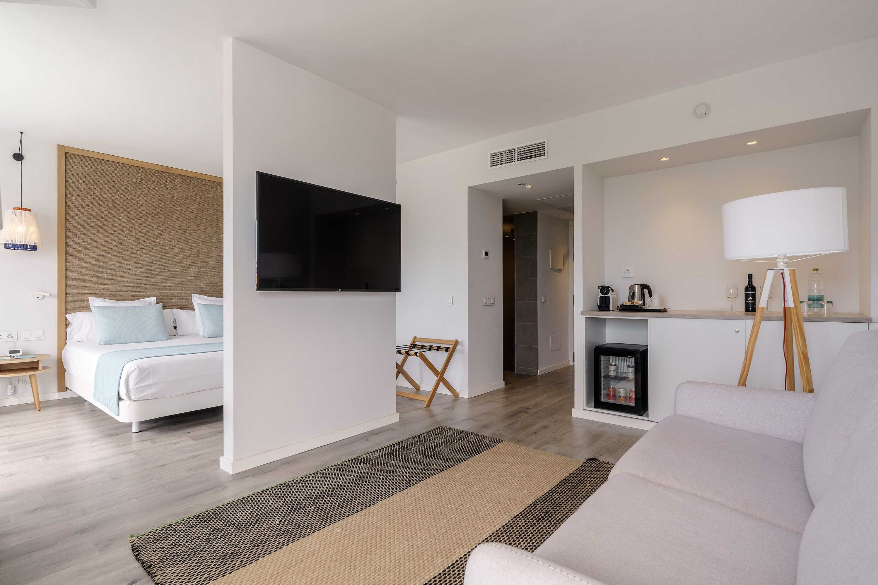 Gift card for Aluasoul Mallorca Resort - Adults Only Gift card for Aluasoul Mallorca Resort - Adults Only