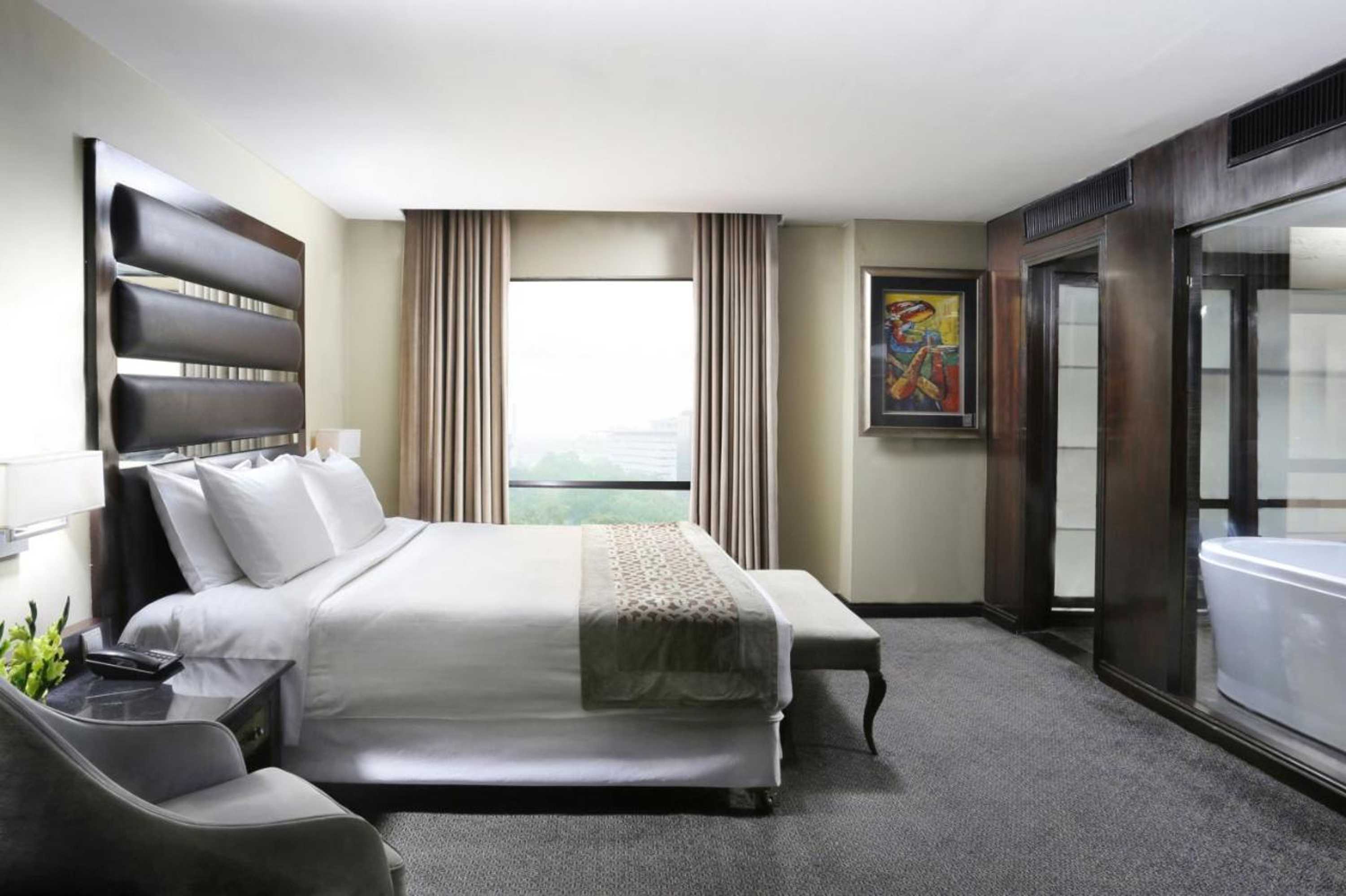 Gift card for Four Points by Sheraton Lahore Gift card for Four Points by Sheraton Lahore