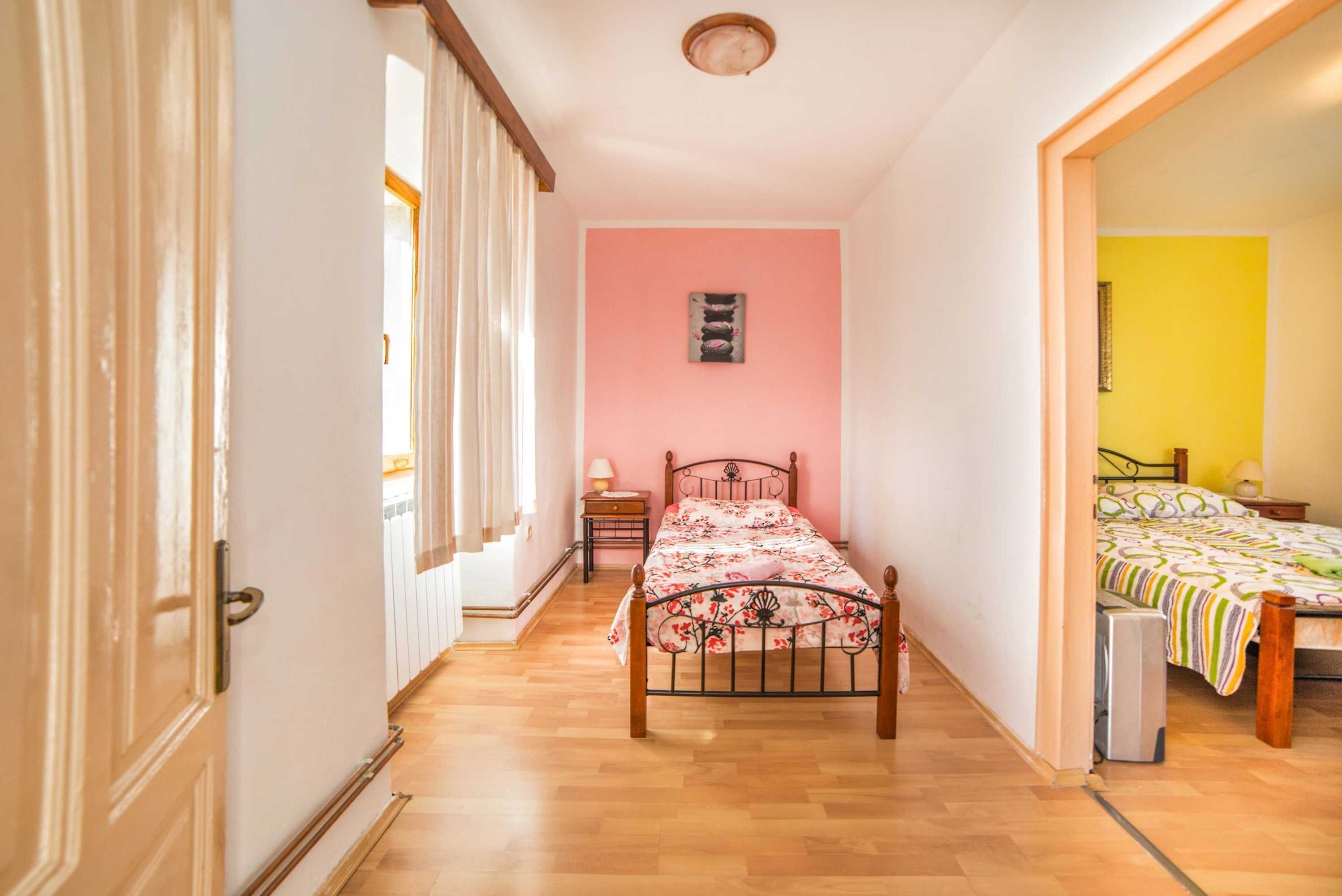 Gift card for Holiday House Valter