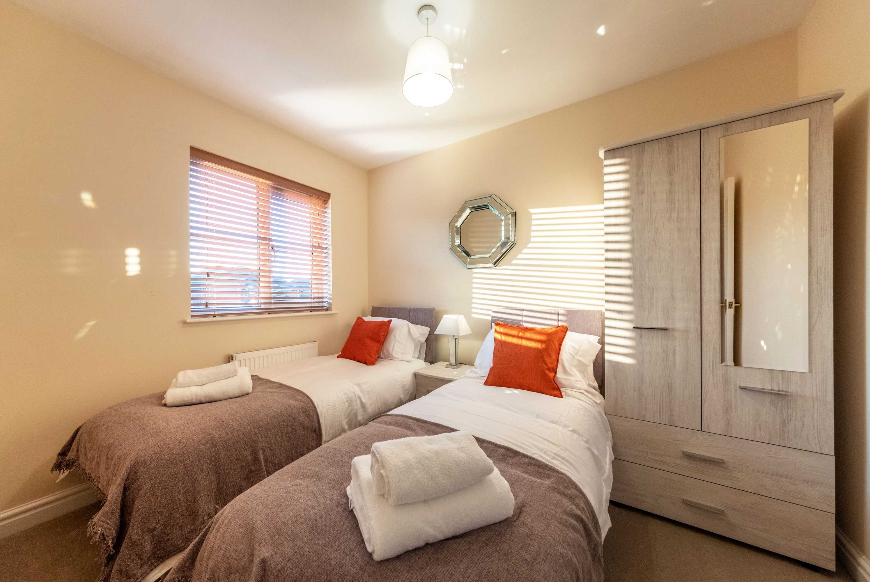 Gift card for Cheshire Lodge - Contractors, Professionals, Families Winsford Gift card for Cheshire Lodge - Contractors, Professionals, Families Winsford