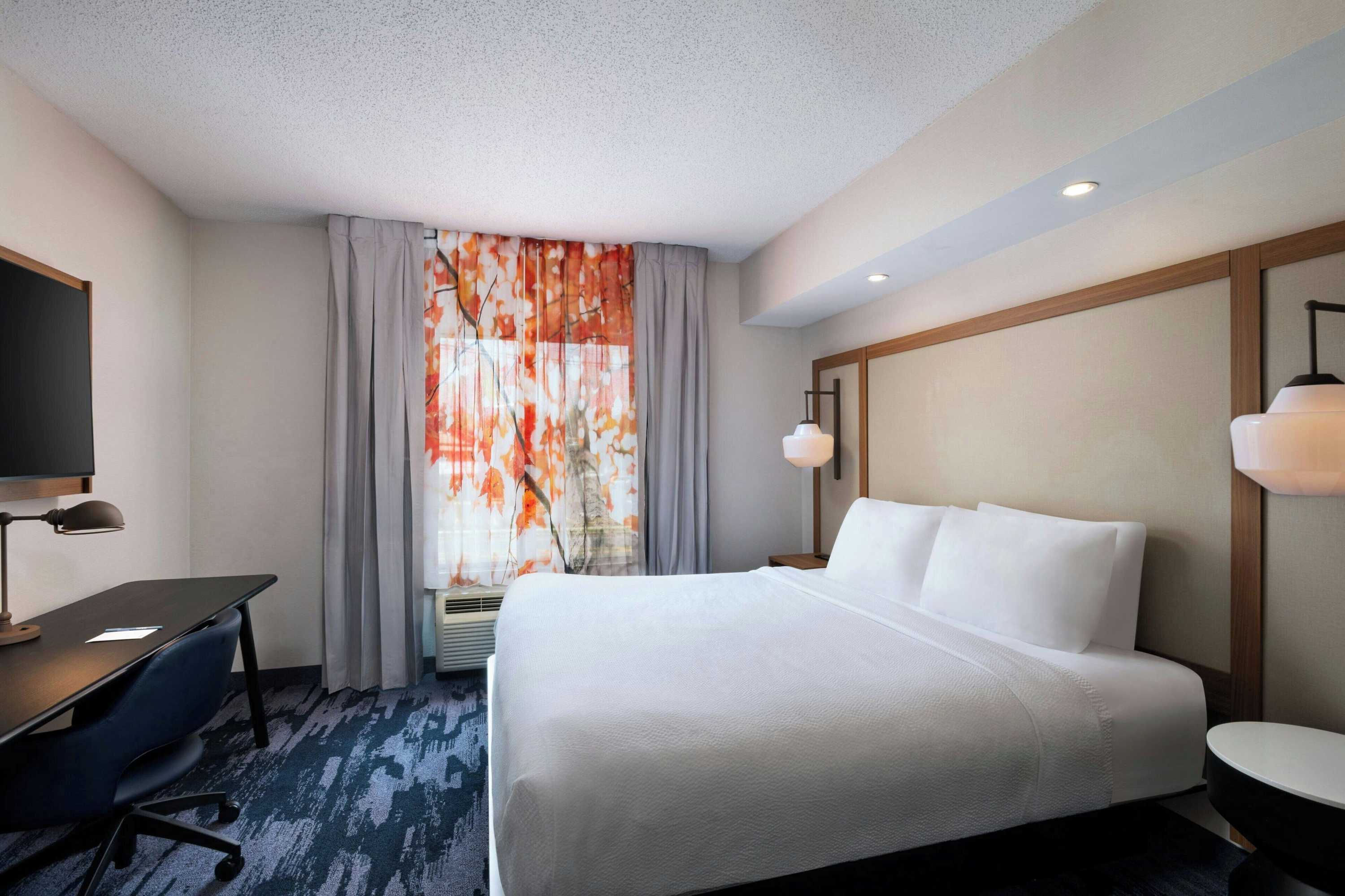 Gift card for Fairfield Inn & Suites by Marriott Edison-South Plainfield