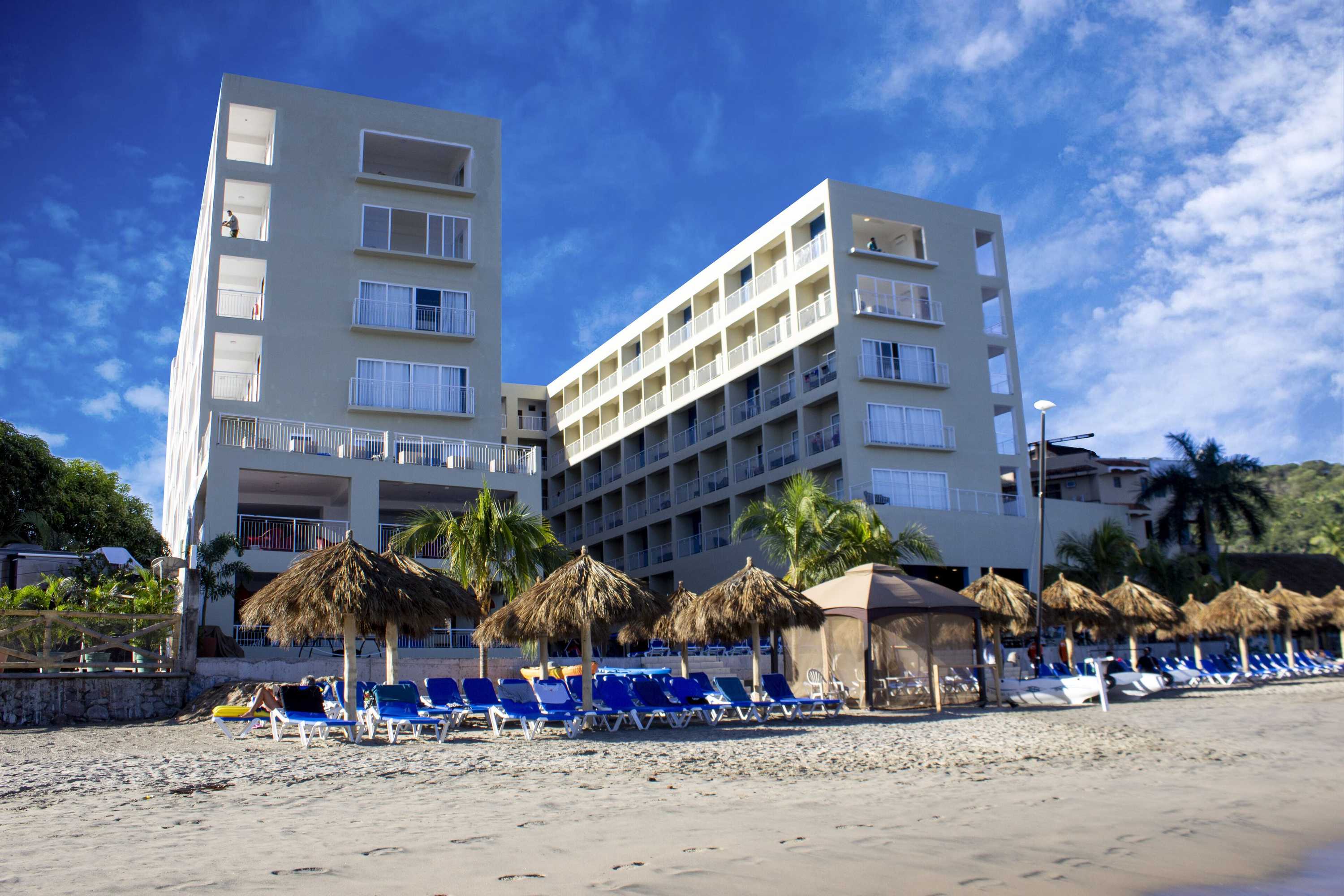 Gift card for Decameron La Marina Guayabitos, Ramada All-Inclusive Resort Gift card for Decameron La Marina Guayabitos, Ramada All-Inclusive Resort