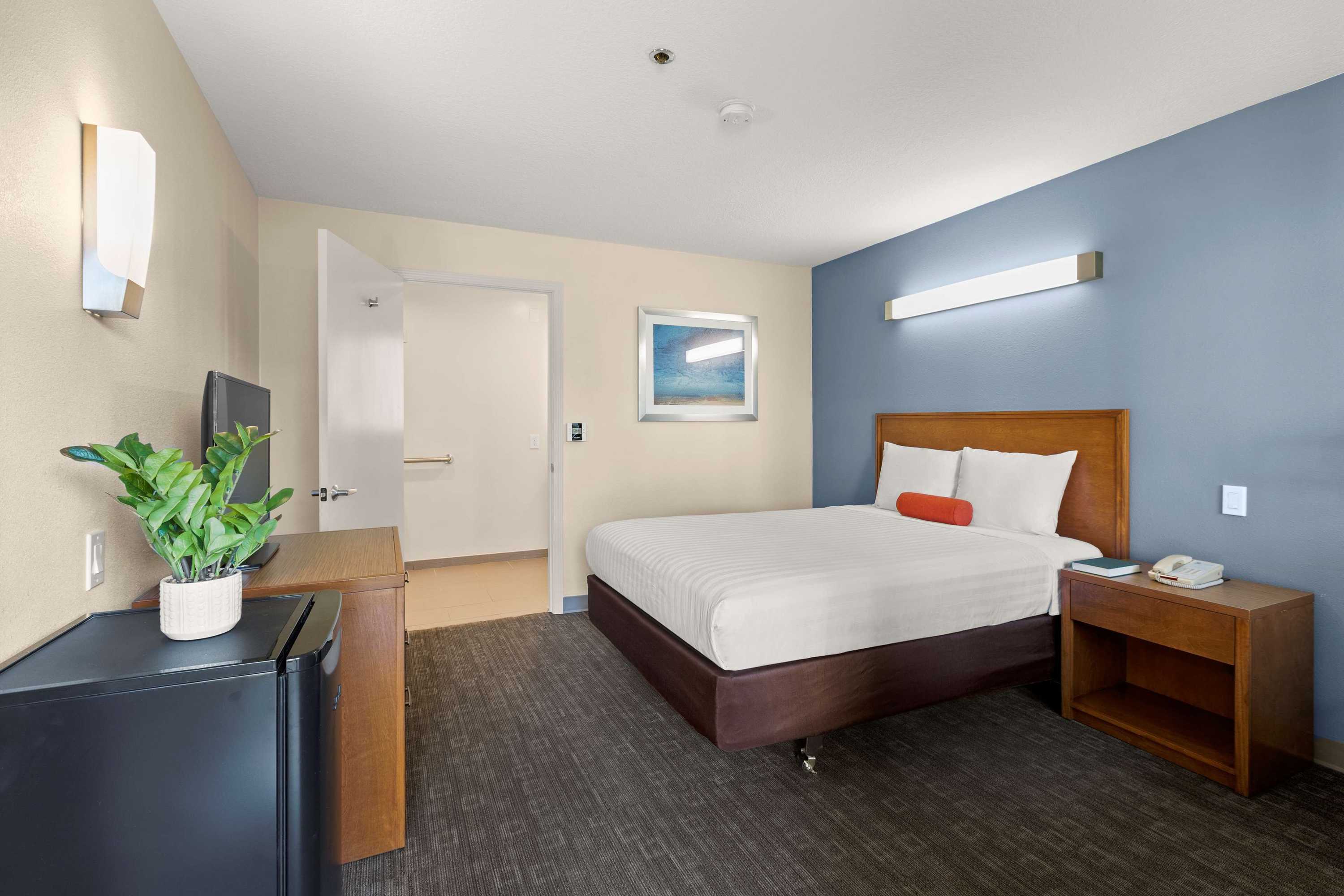 Gift card for Good Nite Inn - Calabasas Gift card for Good Nite Inn - Calabasas