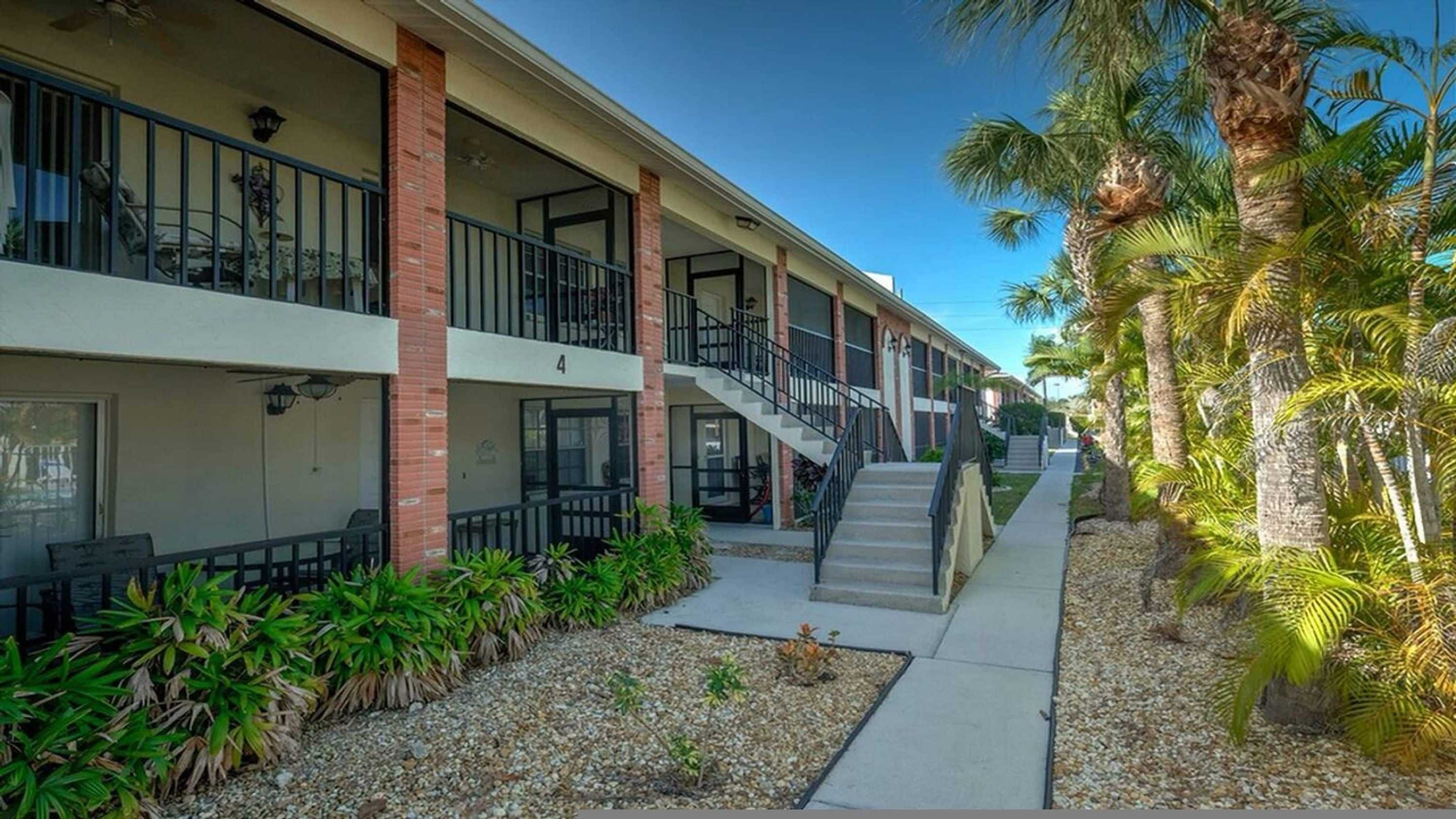 Gift card for Palm Manor Resort - Unit 6-203 Gift card for Palm Manor Resort - Unit 6-203