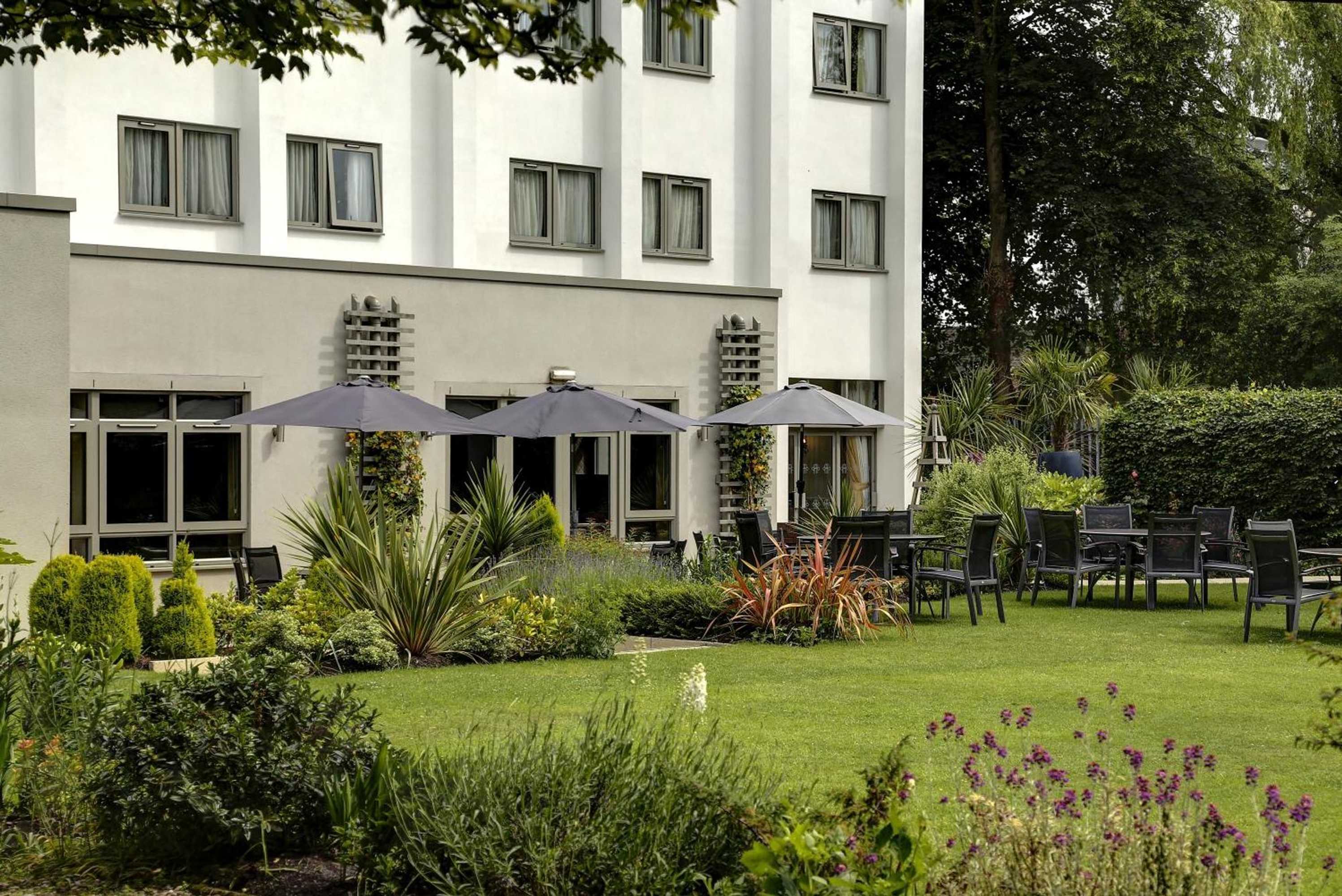 Gift card for Best Western Plus Pinewood Manchester Airport-Wilmslow Hotel Gift card for Best Western Plus Pinewood Manchester Airport-Wilmslow Hotel