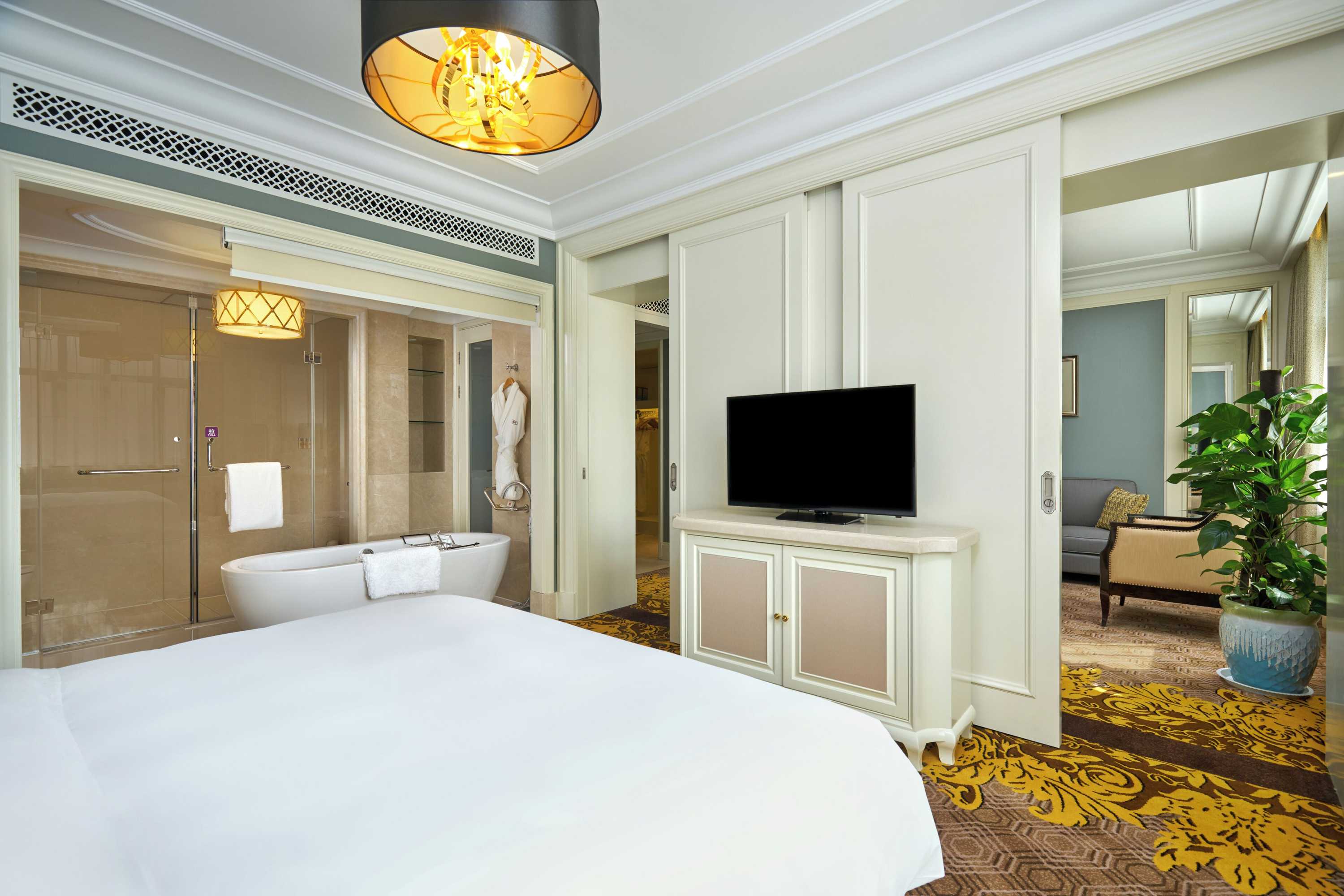 Gift card for Crowne Plaza Zhengzhou by Ihg Gift card for Crowne Plaza Zhengzhou by Ihg