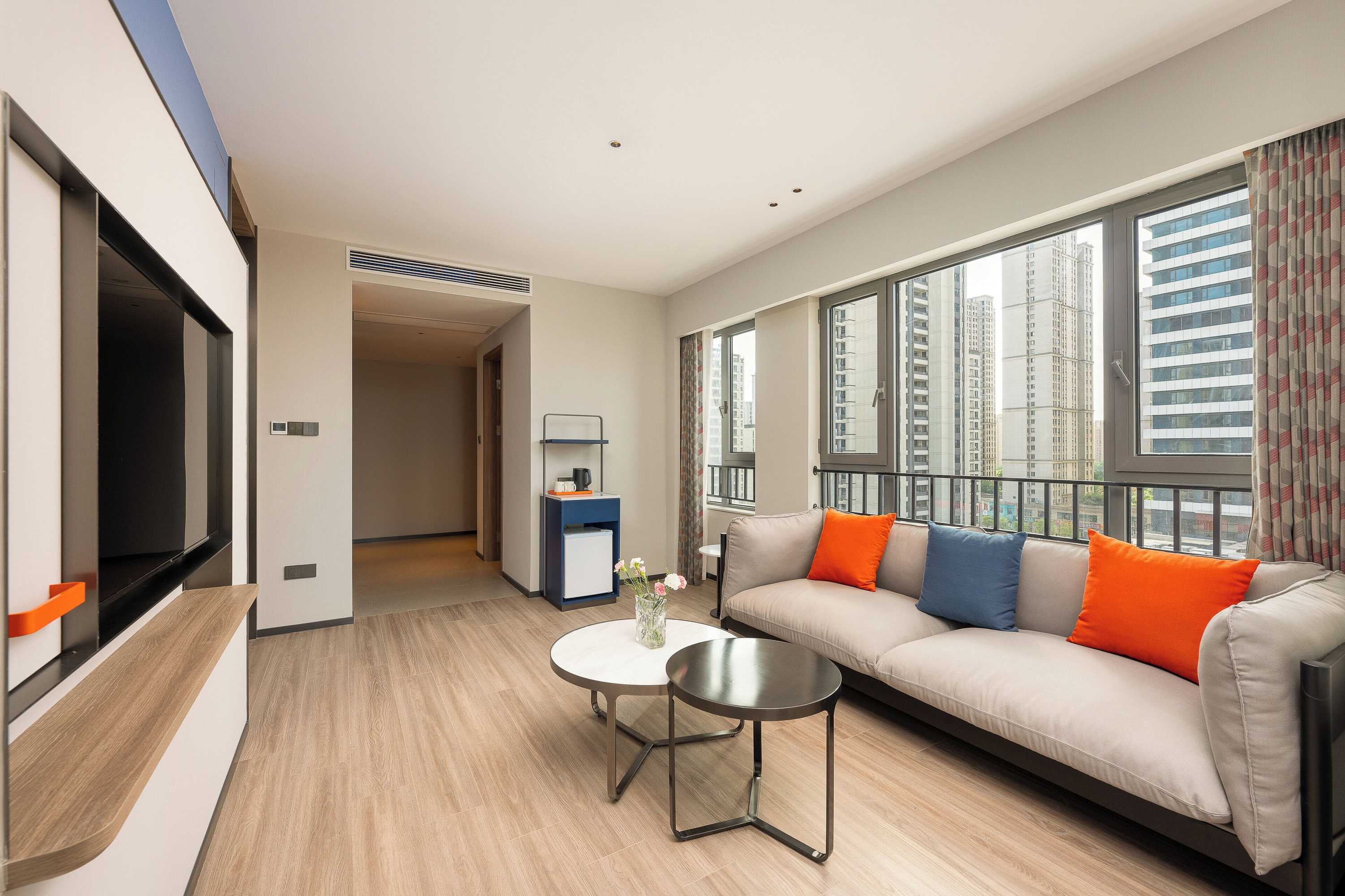 Gift card for Holiday Inn Express Taizhou City Center by Ihg Gift card for Holiday Inn Express Taizhou City Center by Ihg