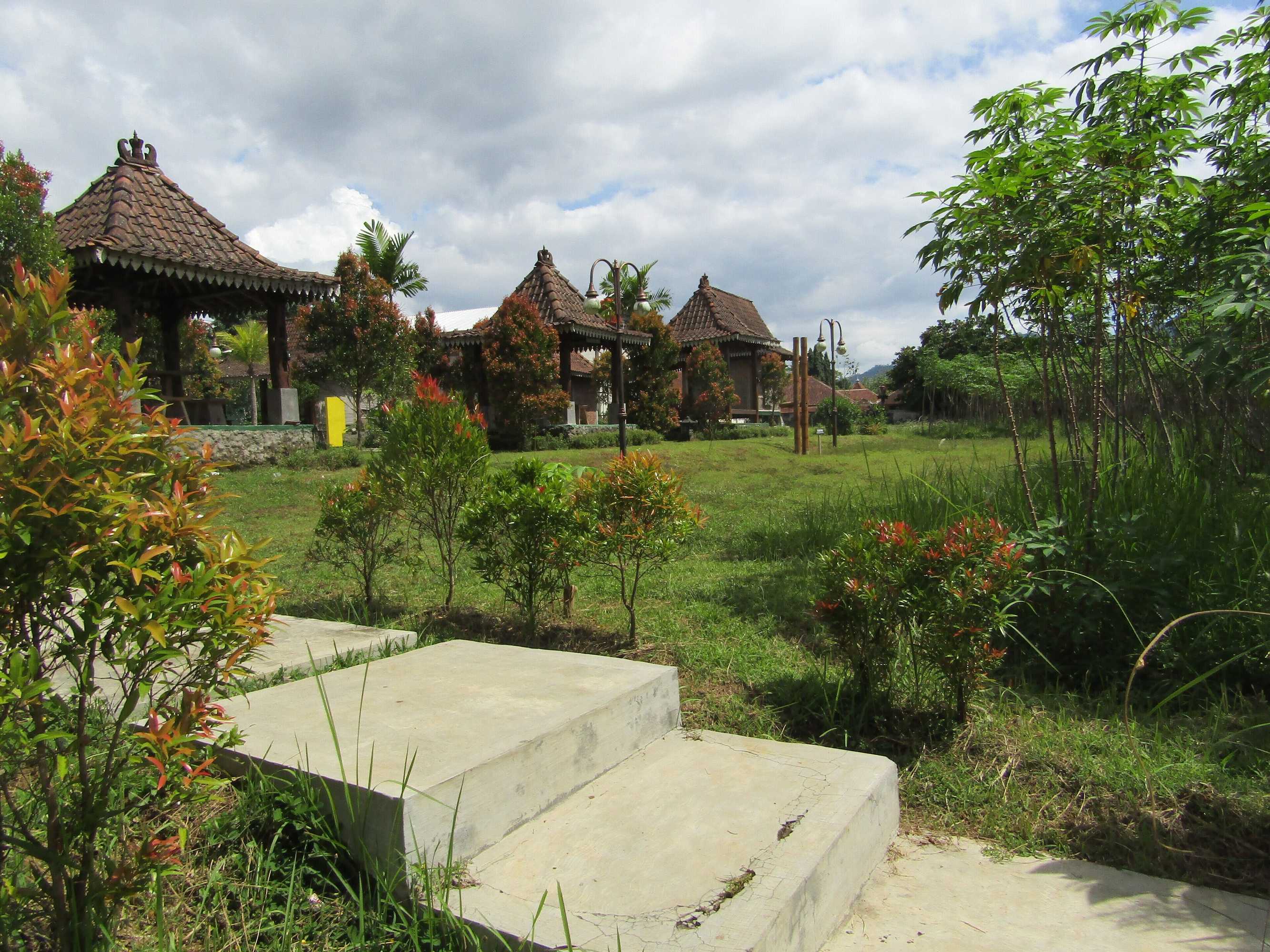 Gift card for Balkondes Bumiharjo (kampung Dolanan) Gift card for Balkondes Bumiharjo (kampung Dolanan)