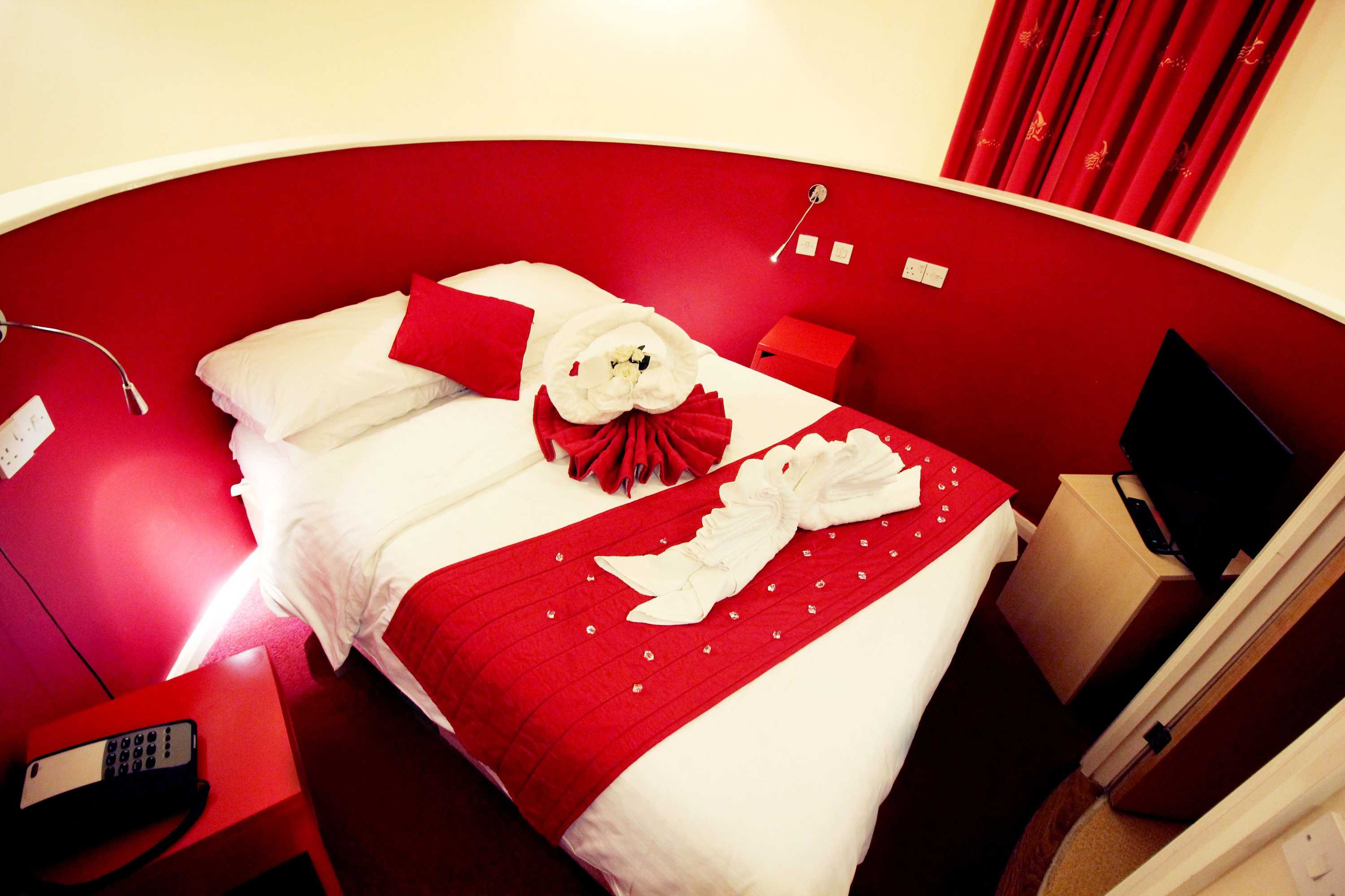 Gift card for Wookey Hole Hotel Gift card for Wookey Hole Hotel