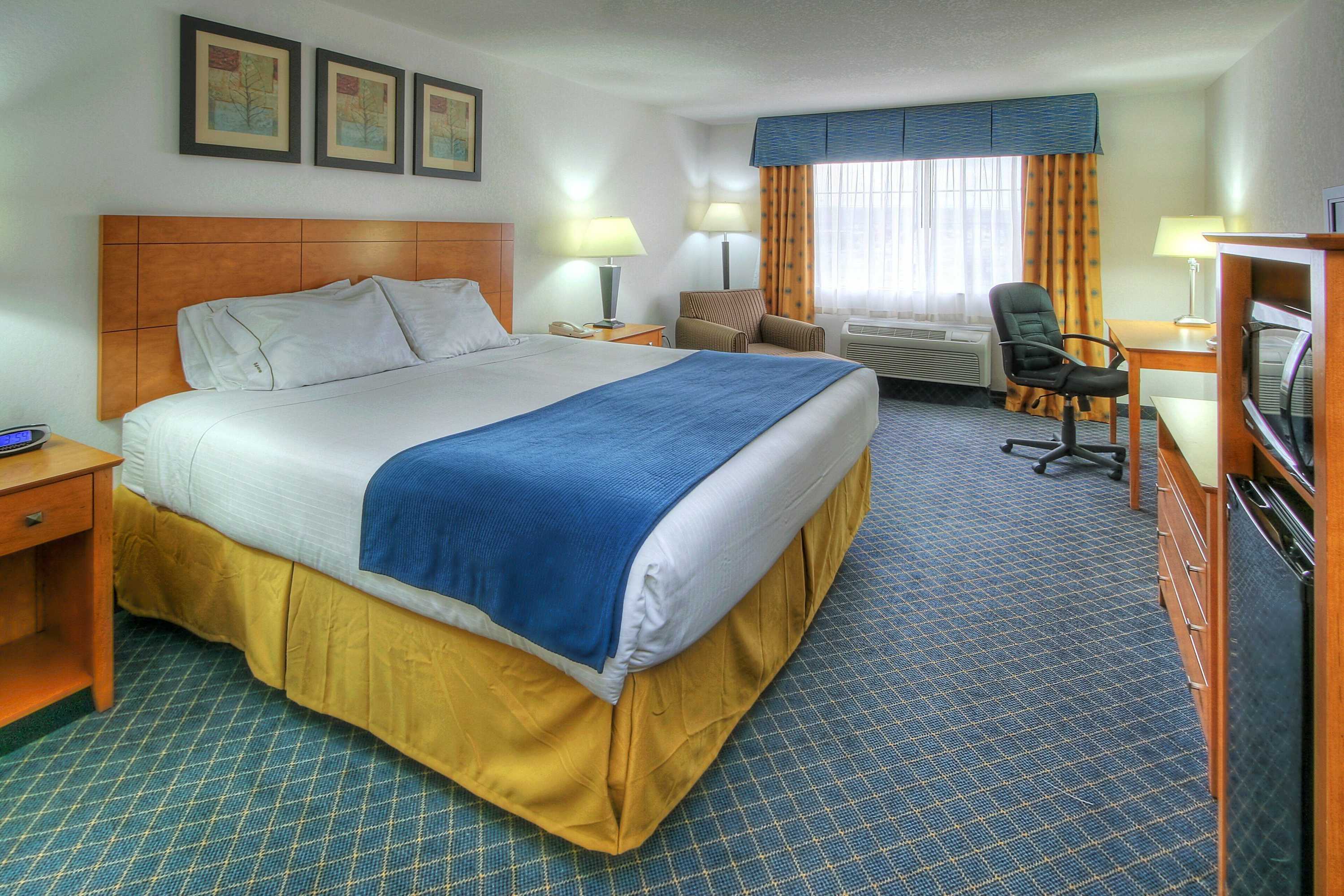 Gift card for Holiday Inn Express Carlsbad by Ihg Gift card for Holiday Inn Express Carlsbad by Ihg