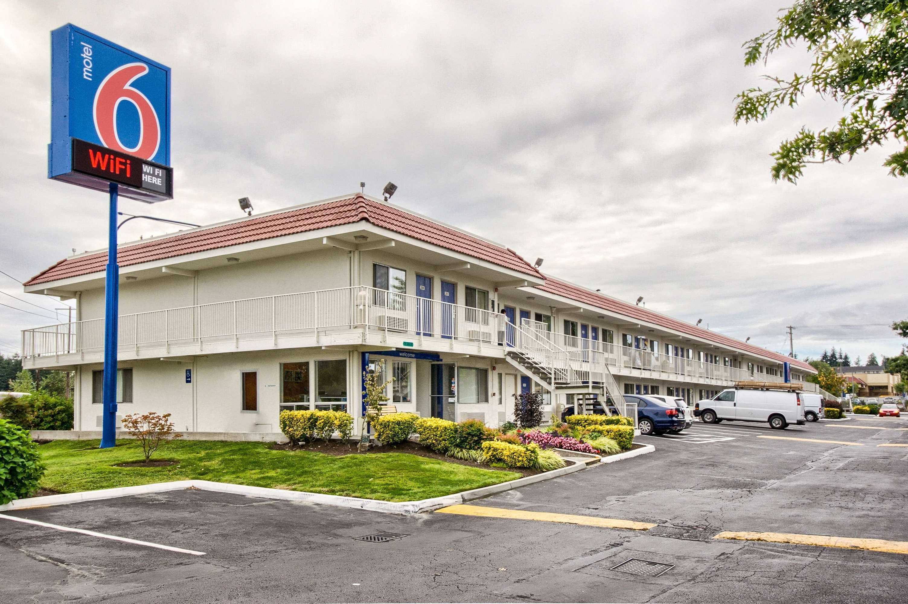 Gift card for Motel 6 Everett, WA - South