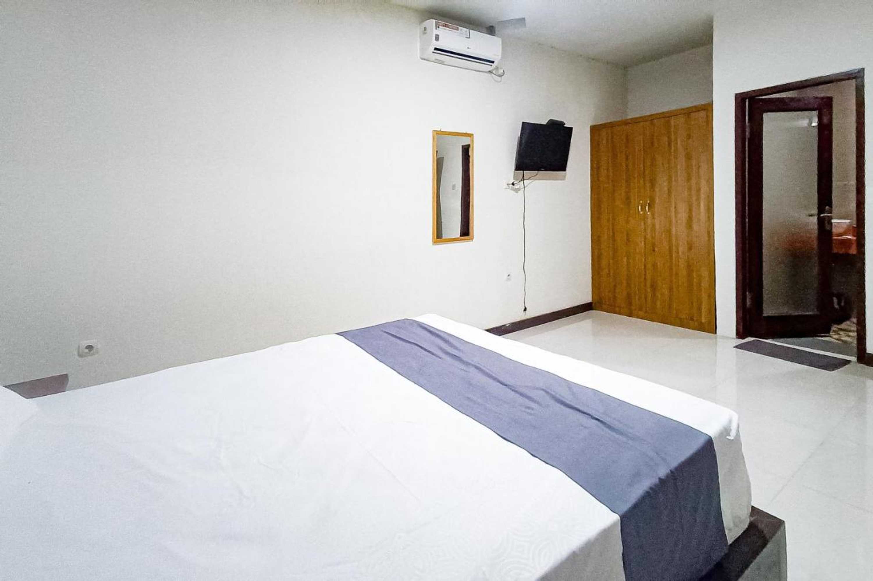 Gift card for Reddoorz at Rrr Guesthouse Mataram Gift card for Reddoorz at Rrr Guesthouse Mataram