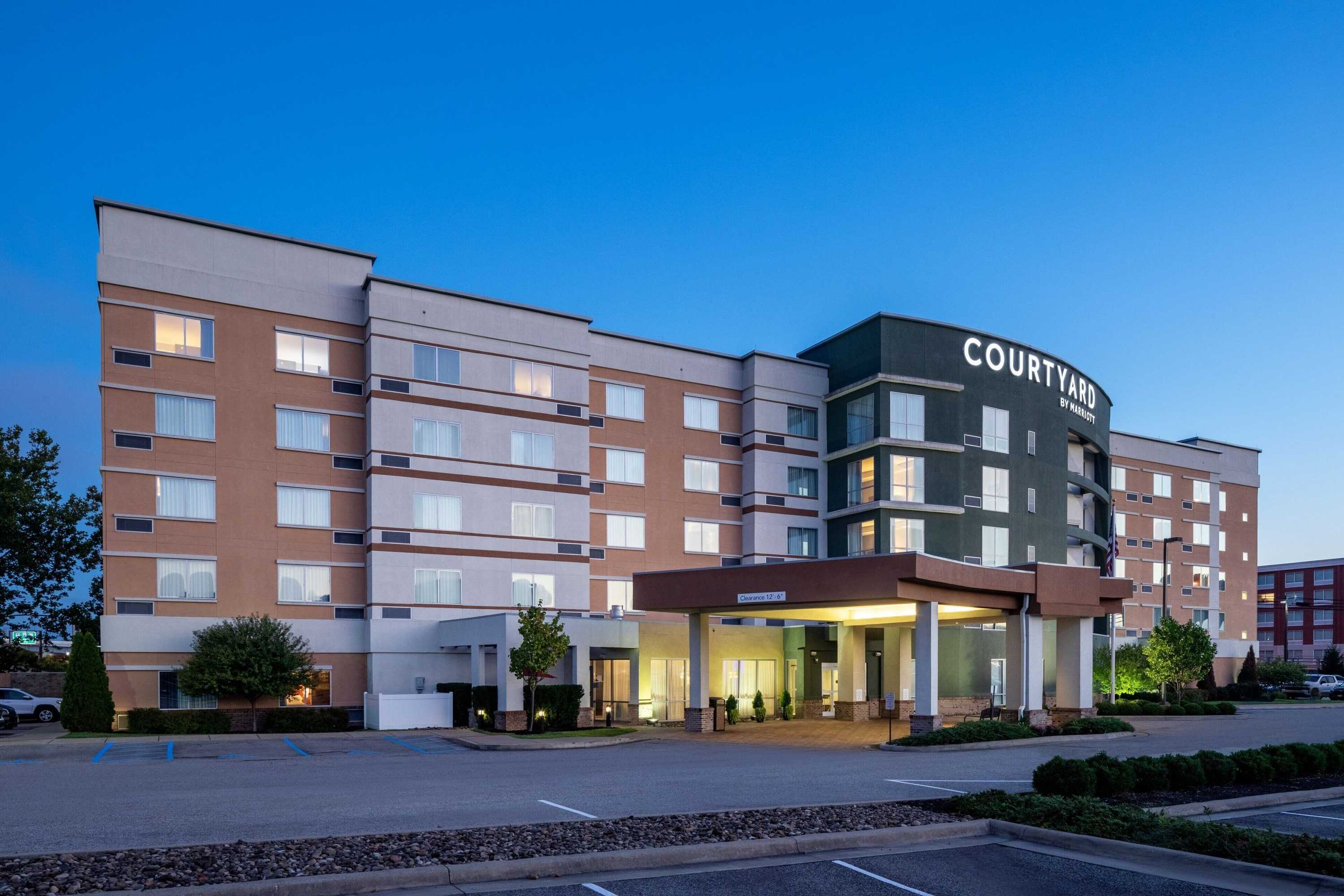 Gift card for Courtyard by Marriott Charleston Downtown/civic Center Gift card for Courtyard by Marriott Charleston Downtown/civic Center