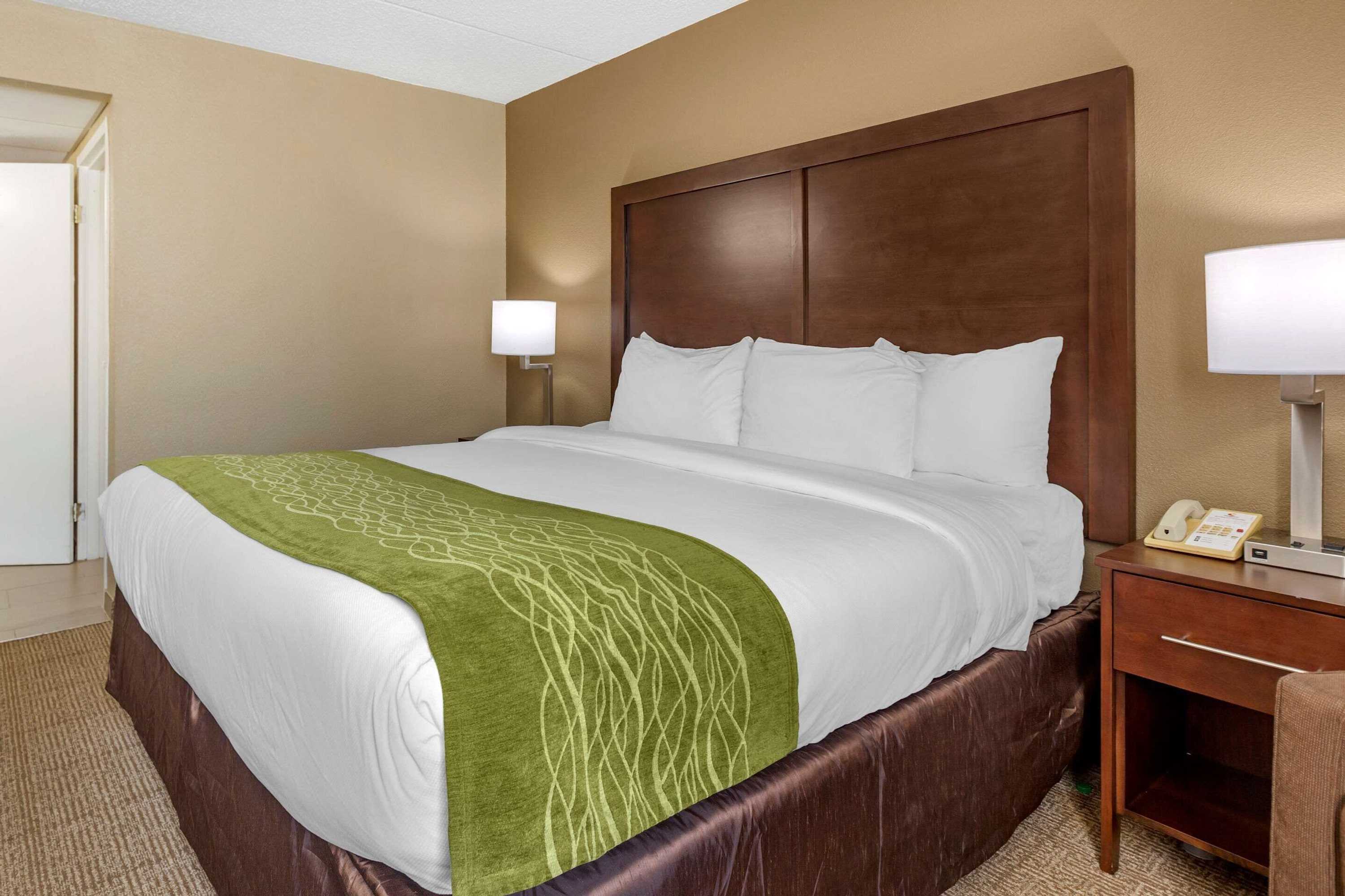 Gift card for Comfort Inn Edison - New Brunswick Gift card for Comfort Inn Edison - New Brunswick