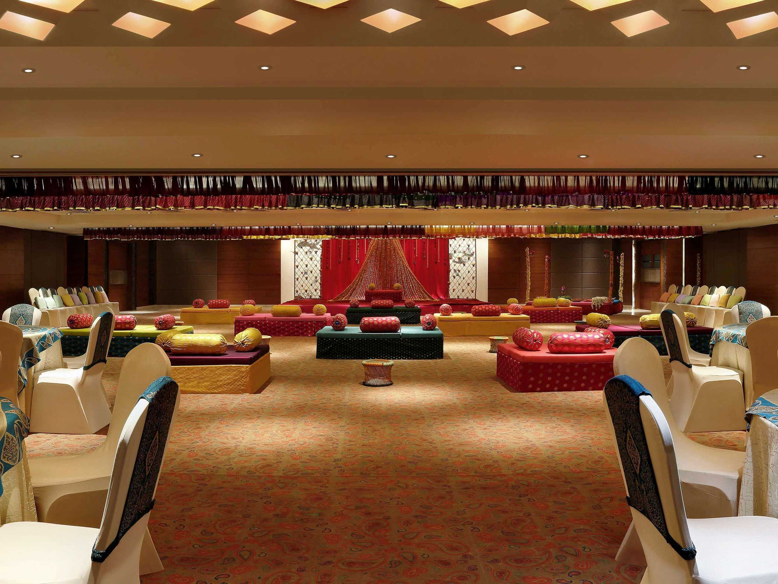 Gift card for Grand Mercure Vadodara Surya Palace Hotel Gift card for Grand Mercure Vadodara Surya Palace Hotel