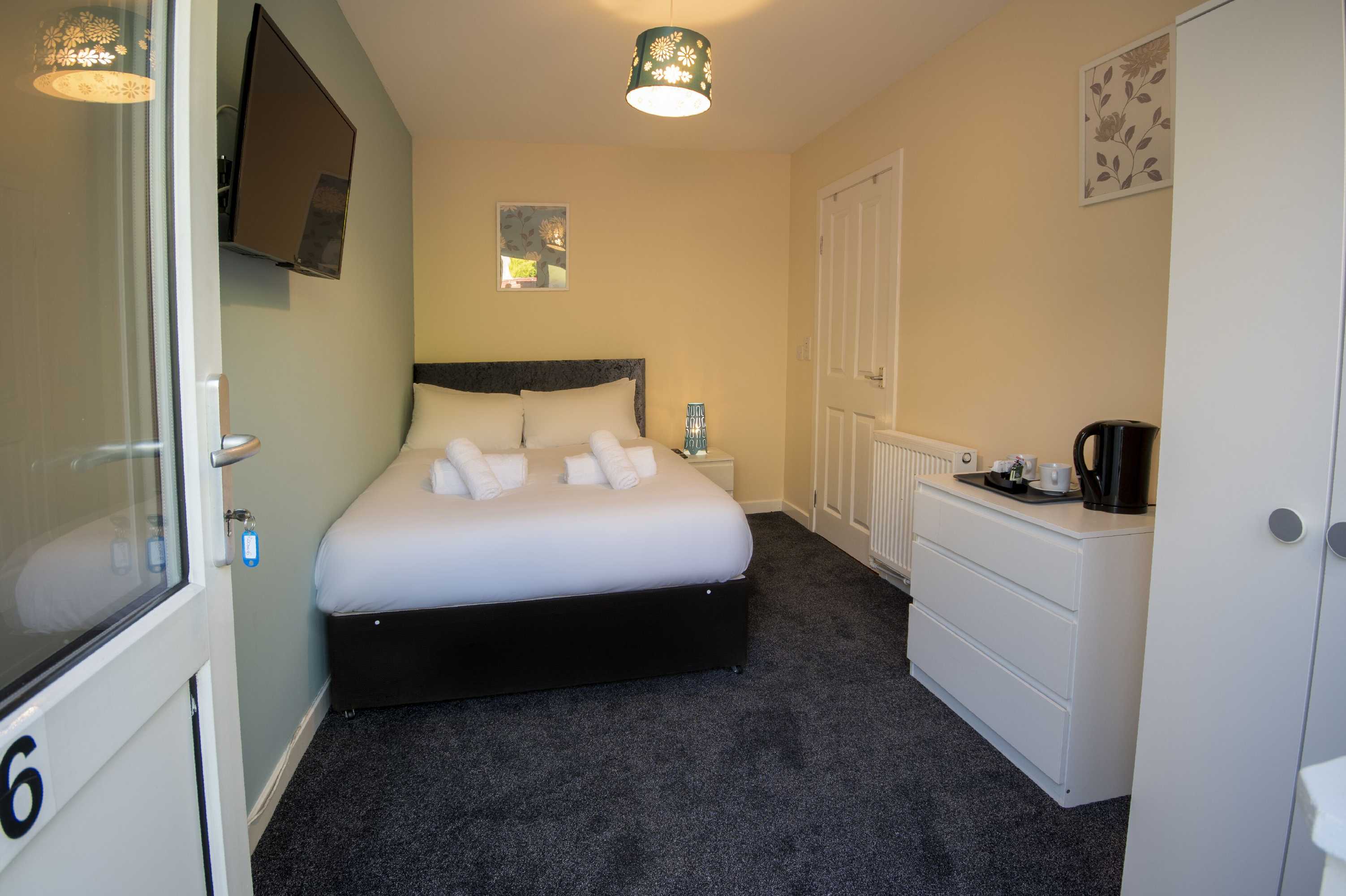 Gift card for Irvine Riverside Guesthouse by Paymán Club Gift card for Irvine Riverside Guesthouse by Paymán Club